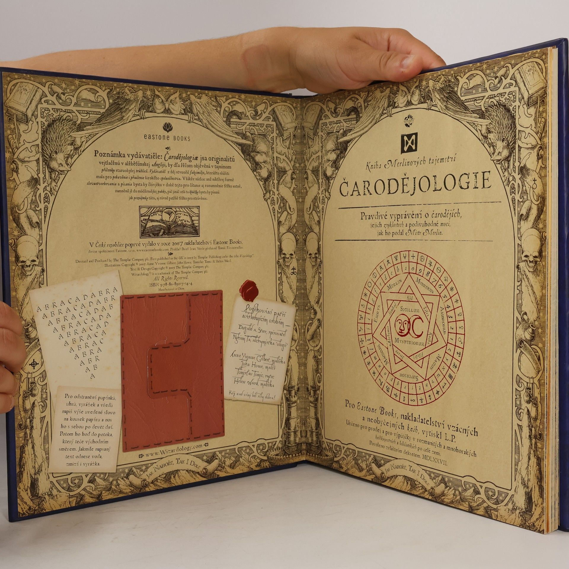 Autores varios Čarodějologie. Kniha Merlinových tajemství