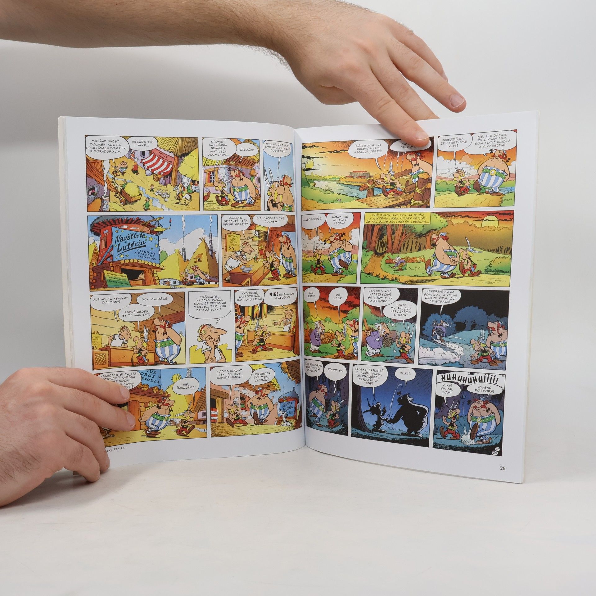 René Goscinny Asterix II: Asterix a zlatý kosák