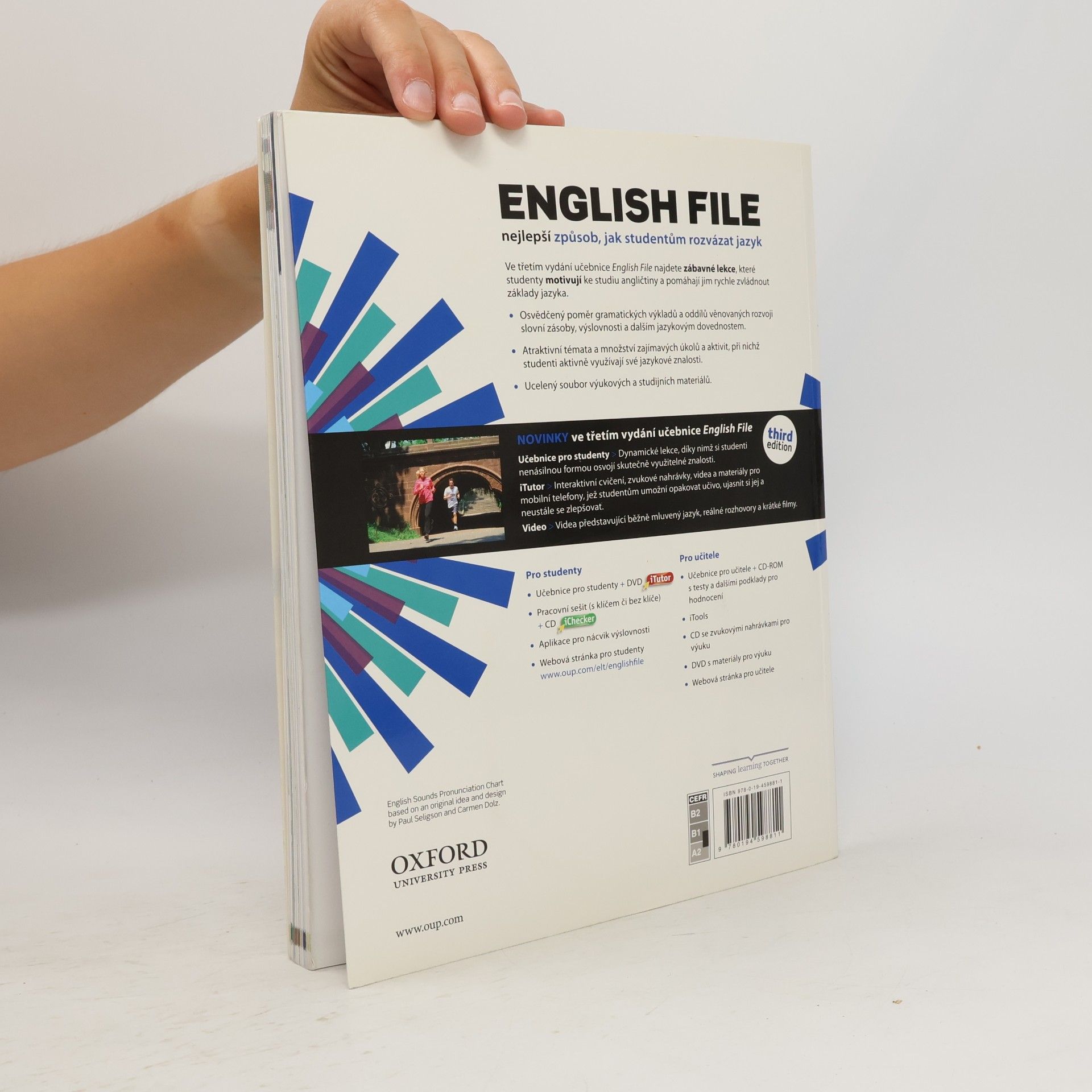 Christina Latham-Koenig English file. Pre-intermediate. Student's book