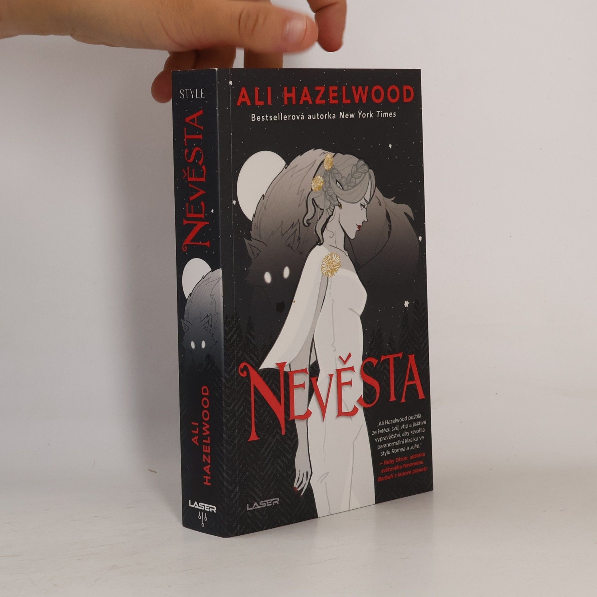 Ali Hazelwood Nevěsta