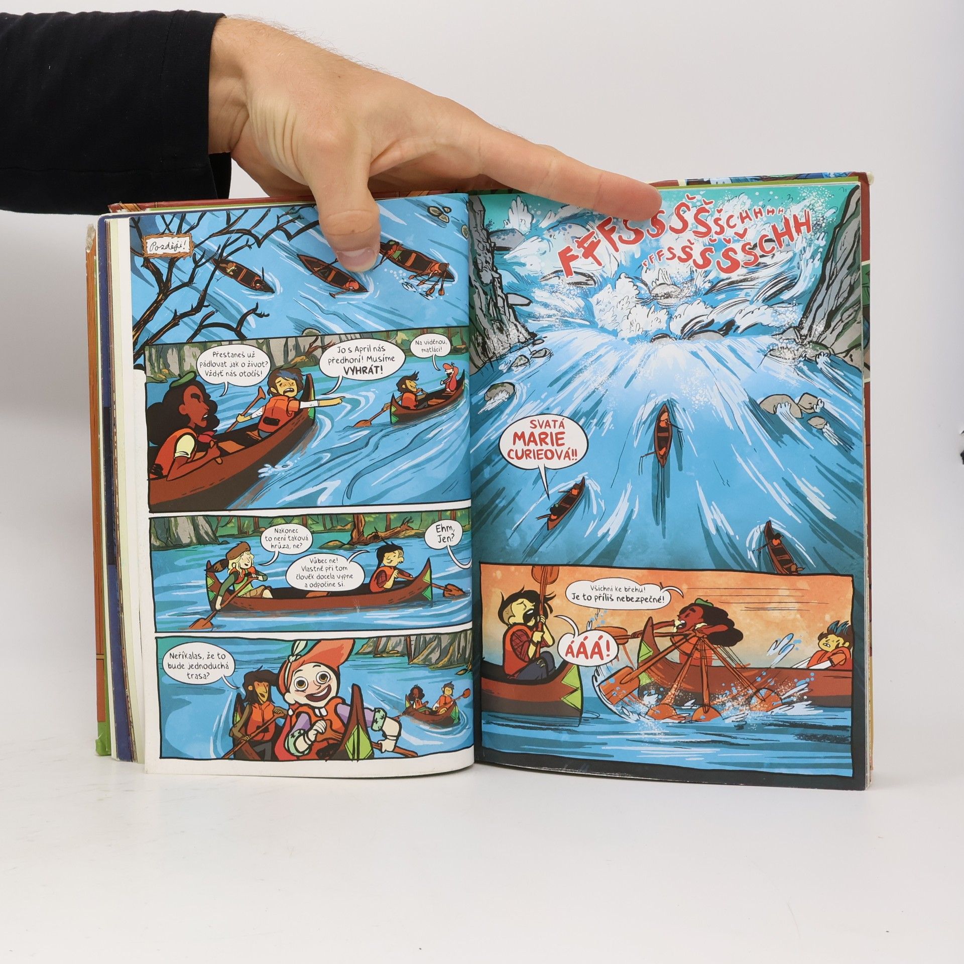 Noelle Stevenson Záleskautky = Lumberjanes. Střež se svaté kočičky