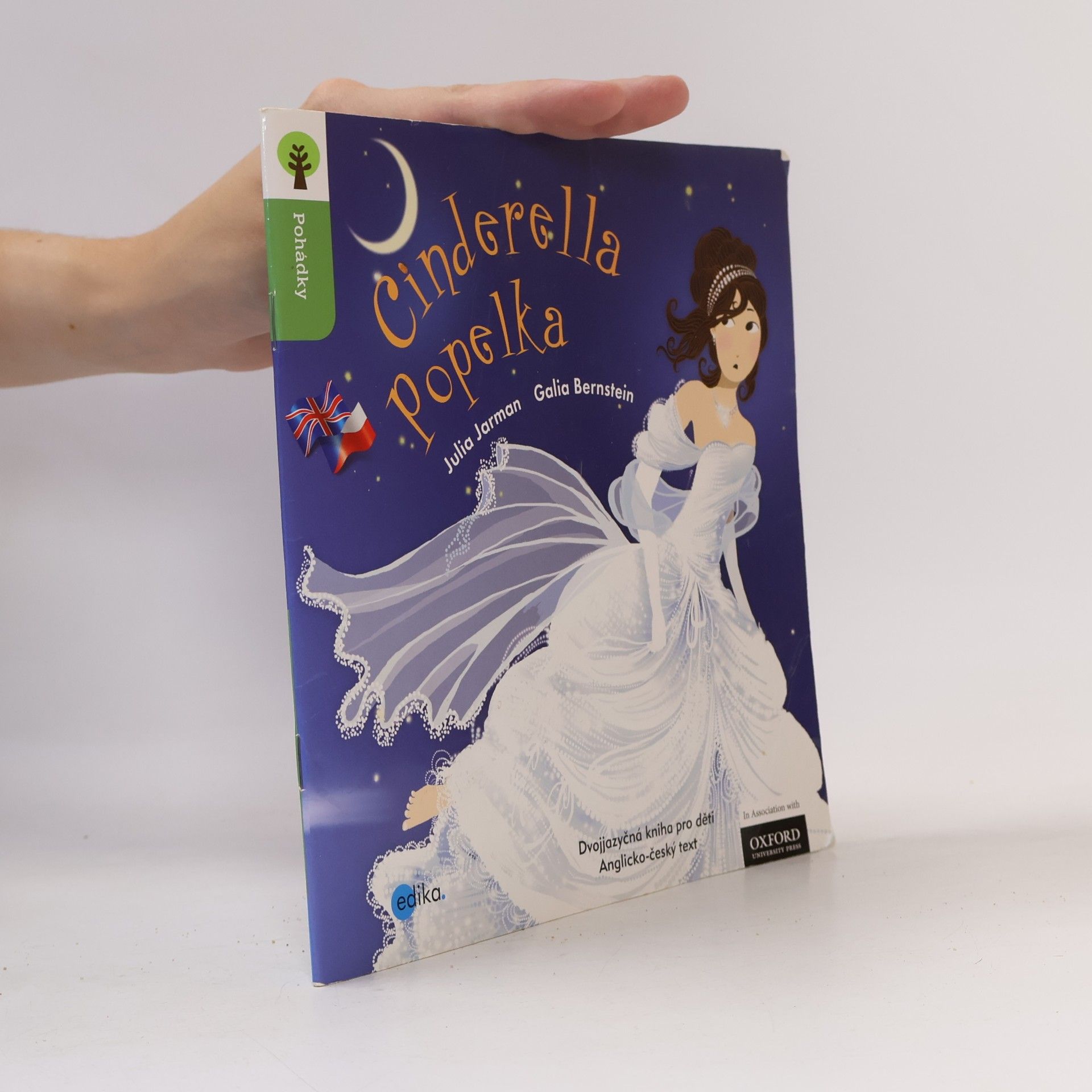 Cinderella = Popelka