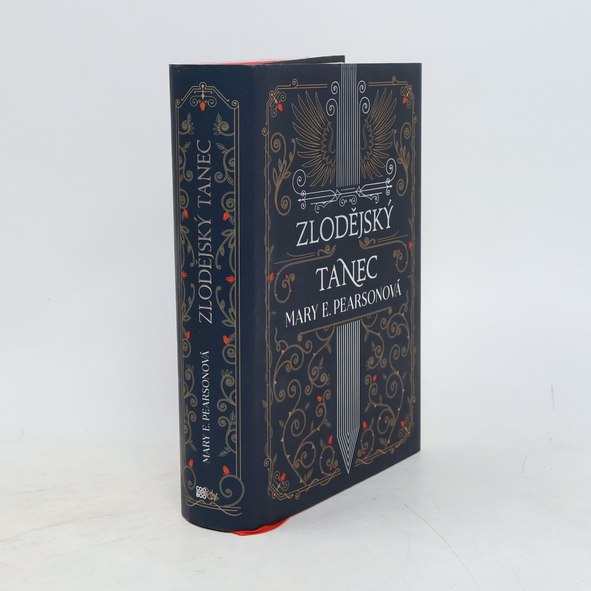 Mary E. Pearson Zlodějský tanec