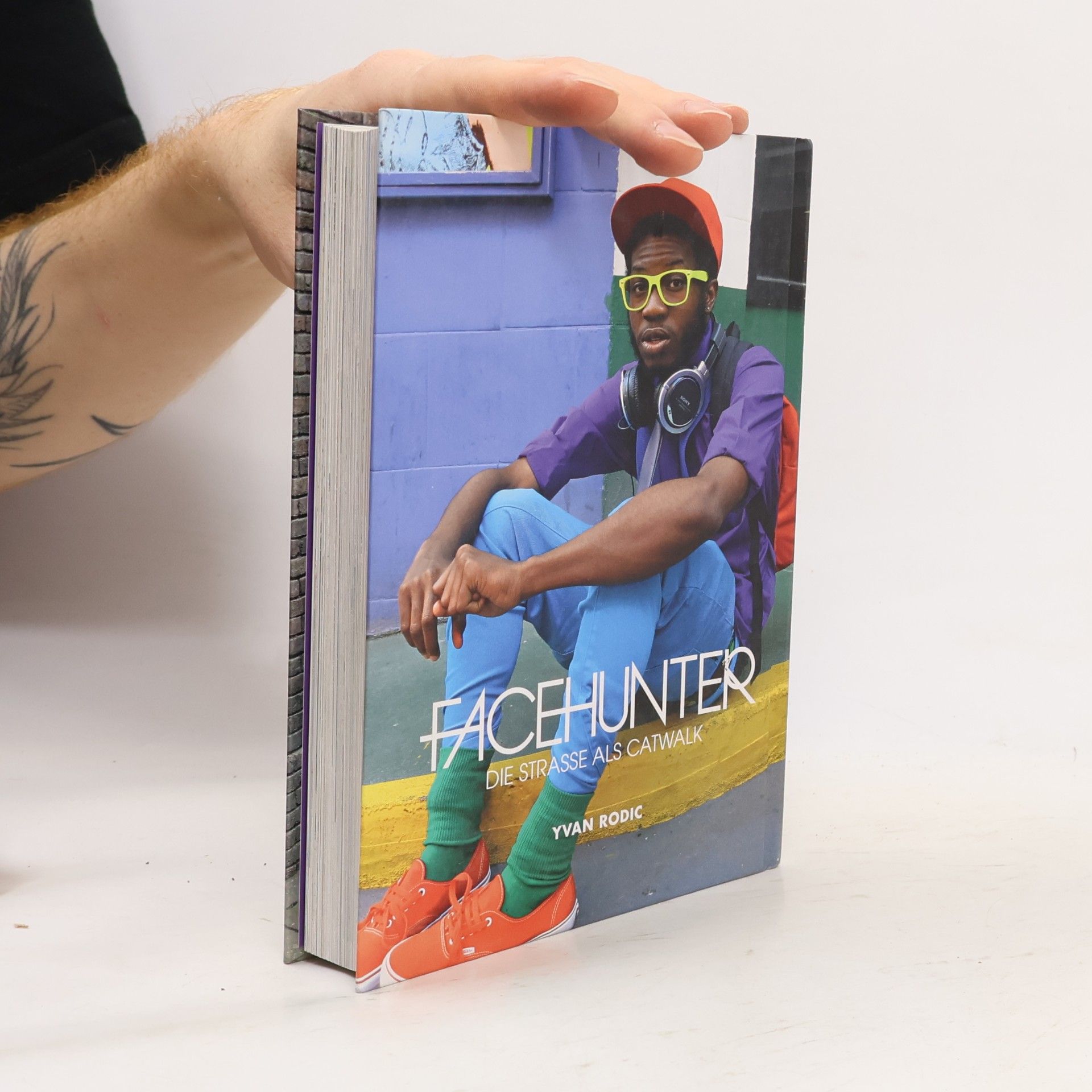 Yvan Rodic Facehunter