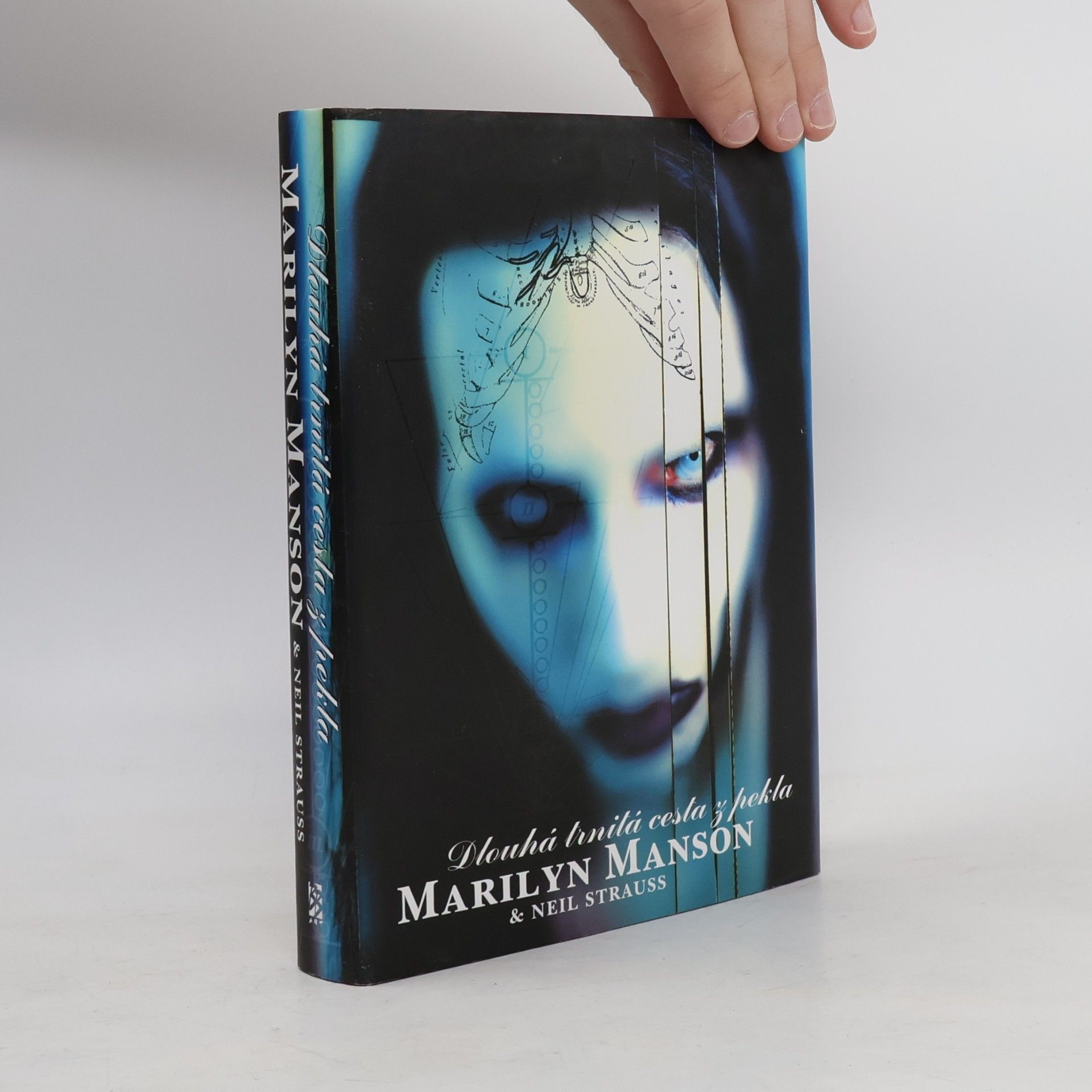 Marilyn Manson Dlouhá trnitá cesta z pekla