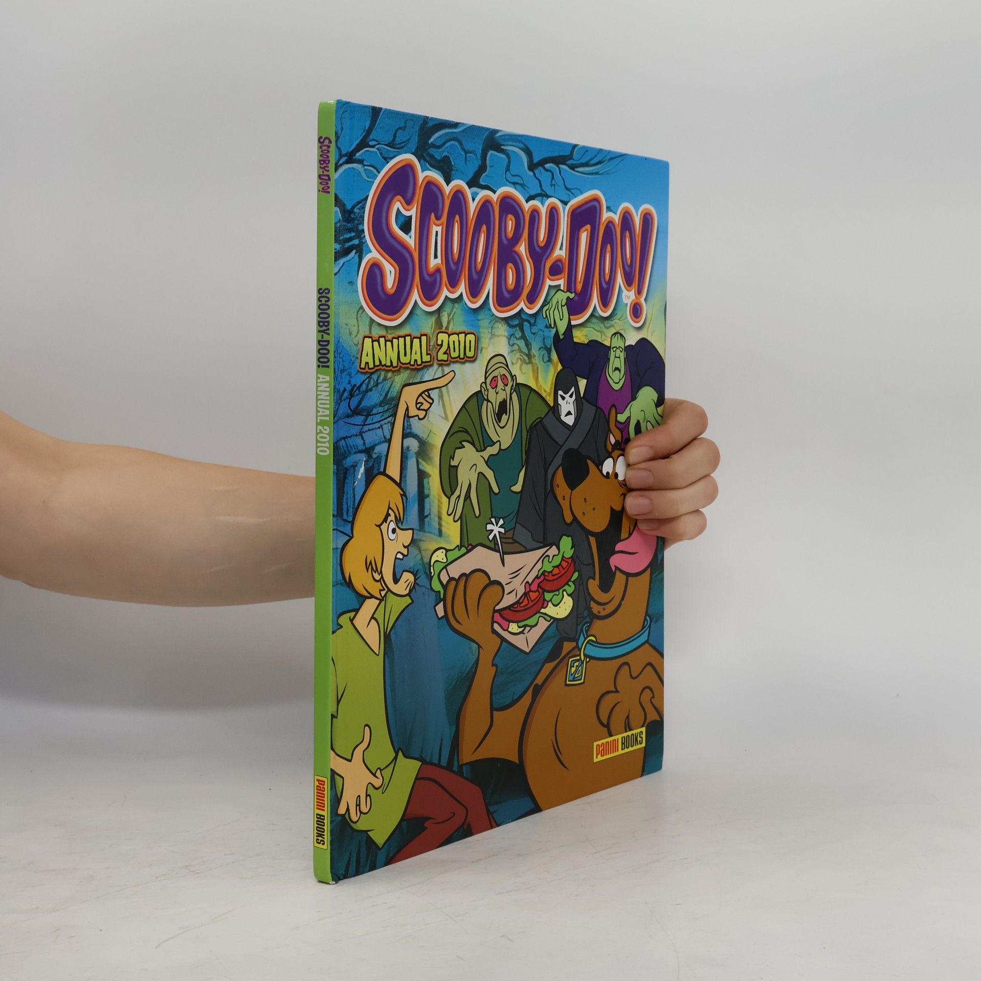 Jennifer Kallis Scooby-Doo! Annual 2010