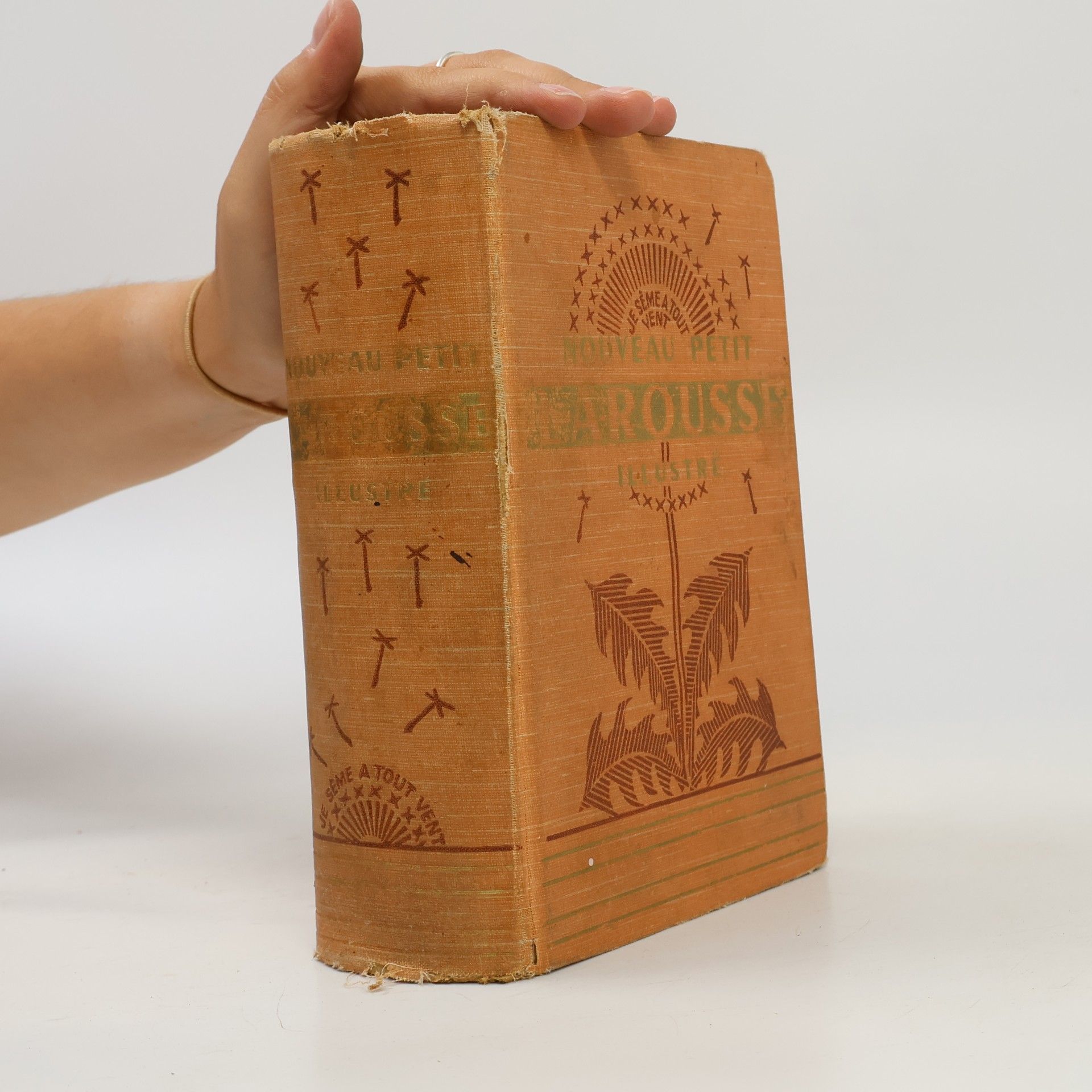 Claude Augé Nouveau petit Larousse illustré dictionnaire encyclopédique
