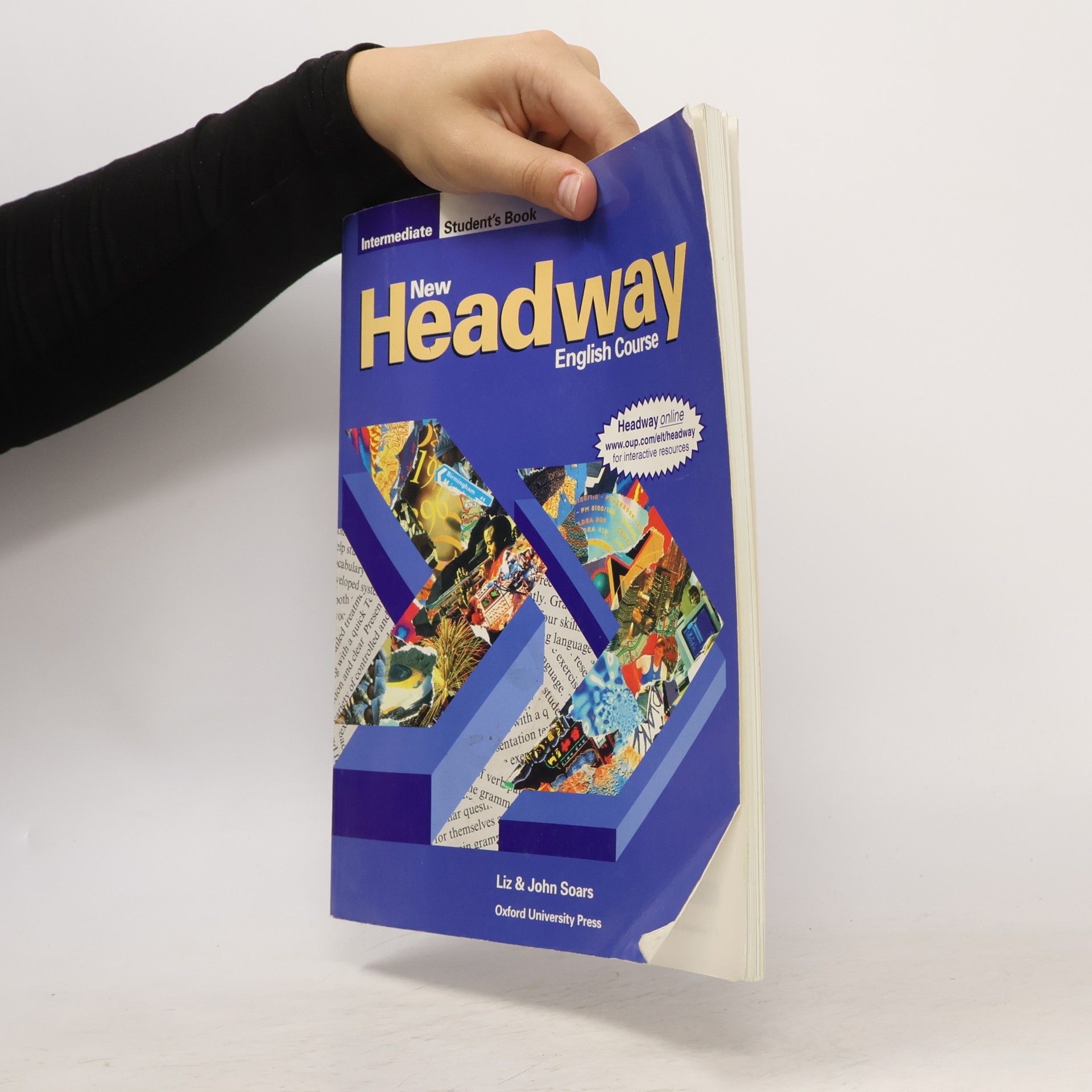 John Soars New Headway English Course. Student's Book (intermediate)
