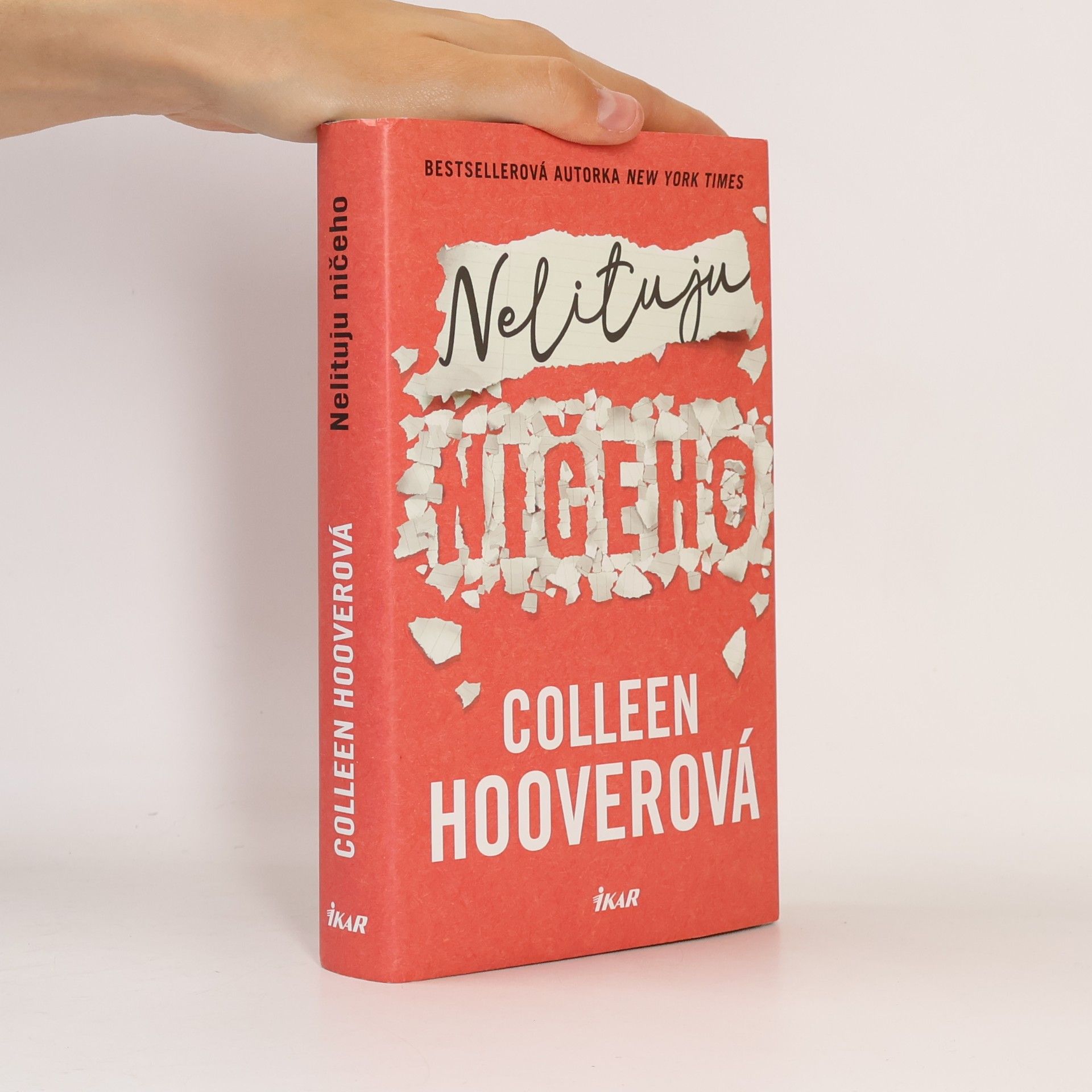 Colleen Hoover Nelituju ničeho