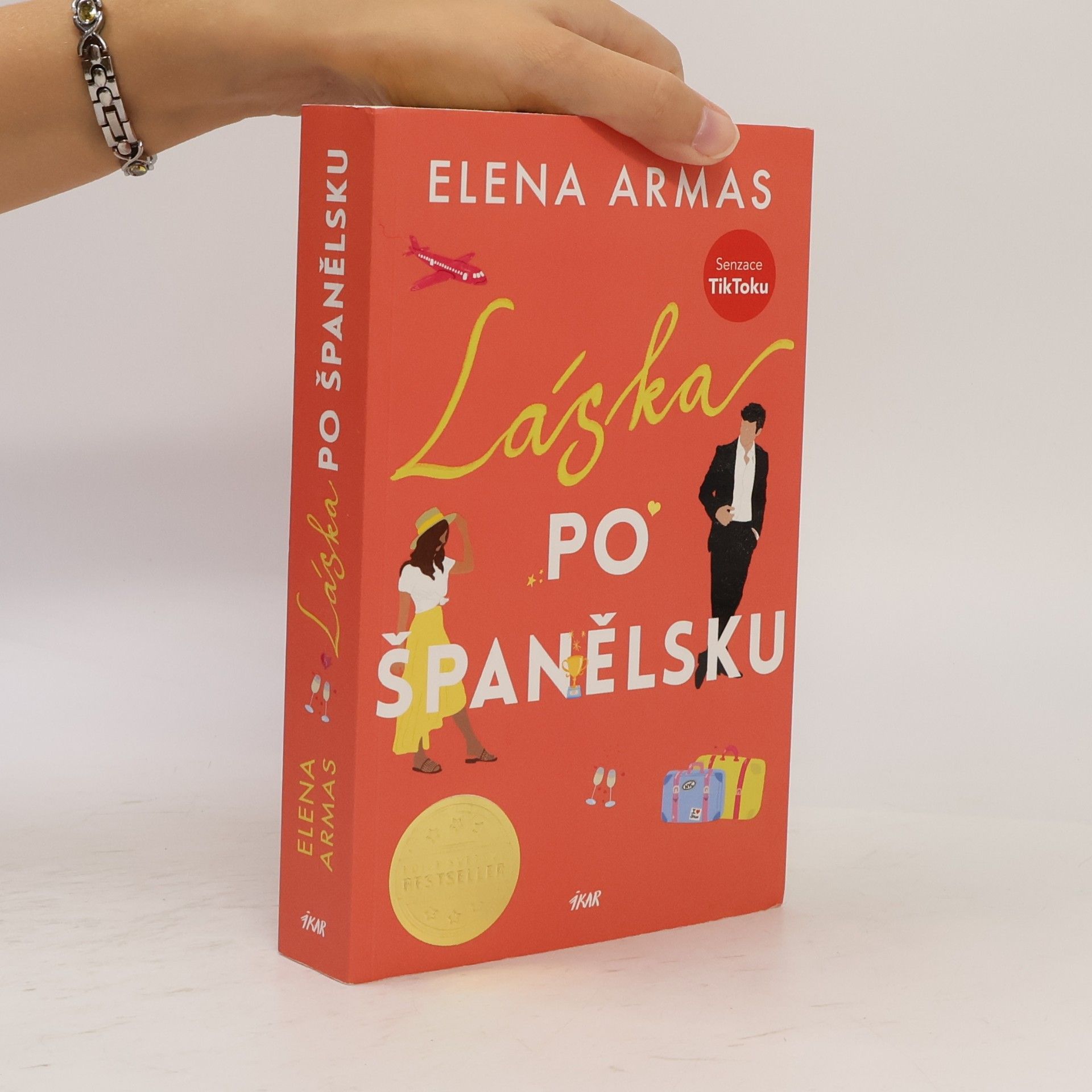 Elena Armas Láska po španělsku