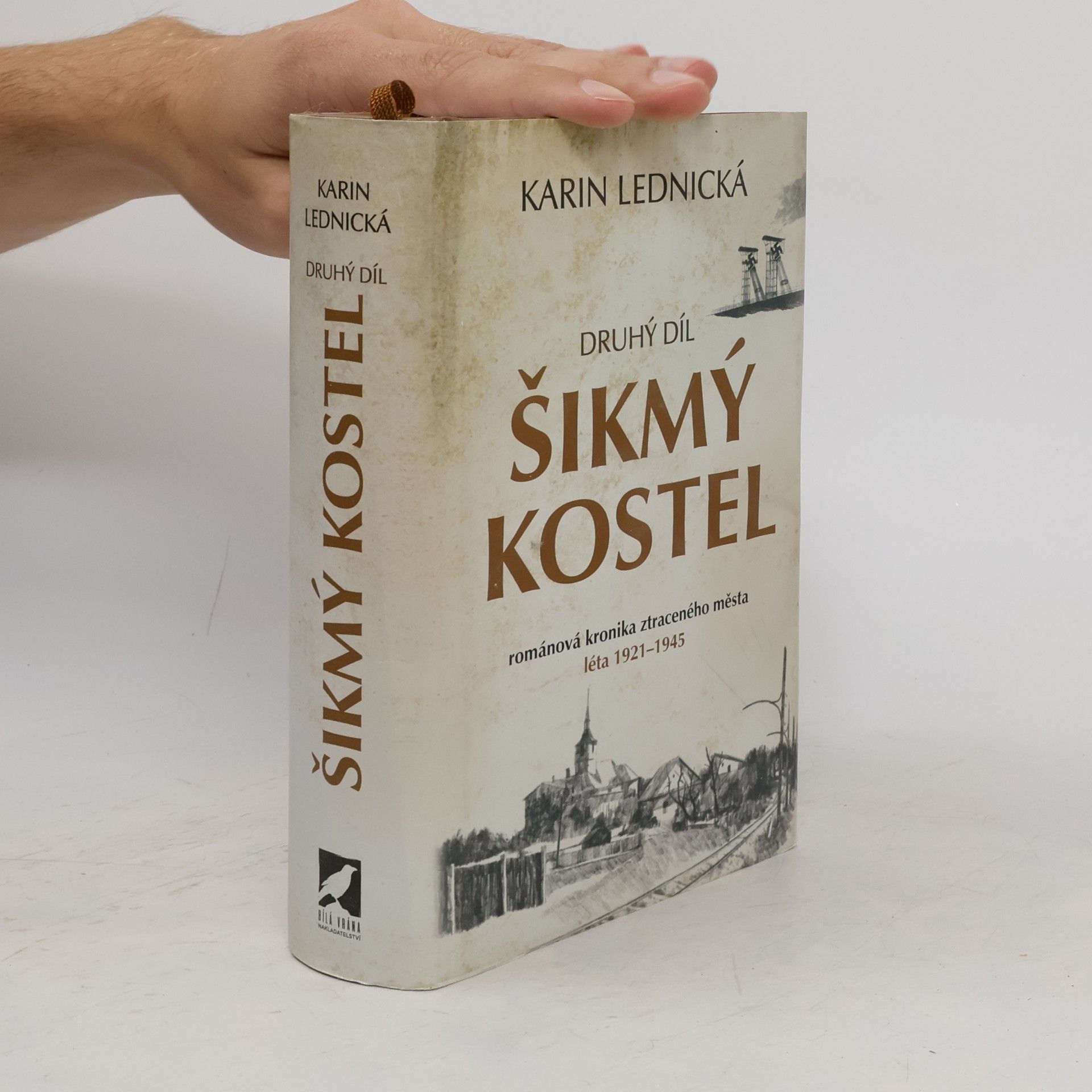 Karin Lednická Šikmý kostel 2