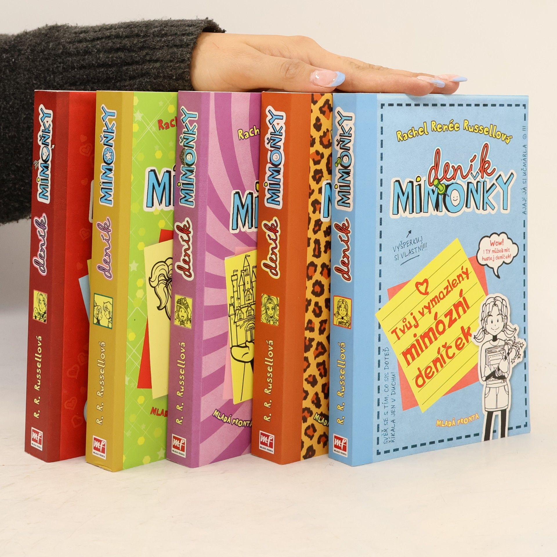 Rachel Renee Russell Deník Mimoňky 6-9 + deníček (box)
