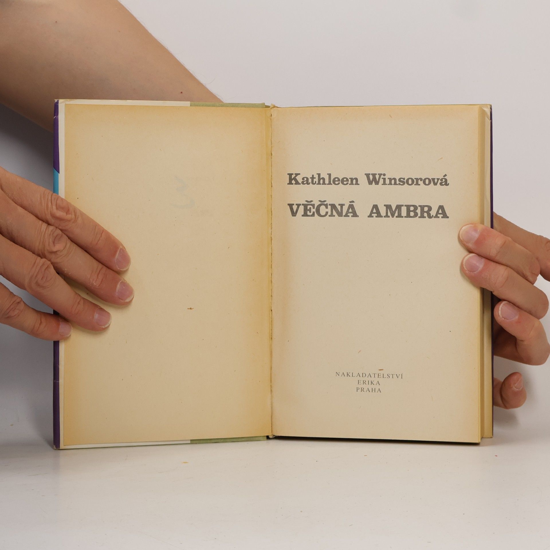 Kathleen Winsor Věčná Ambra