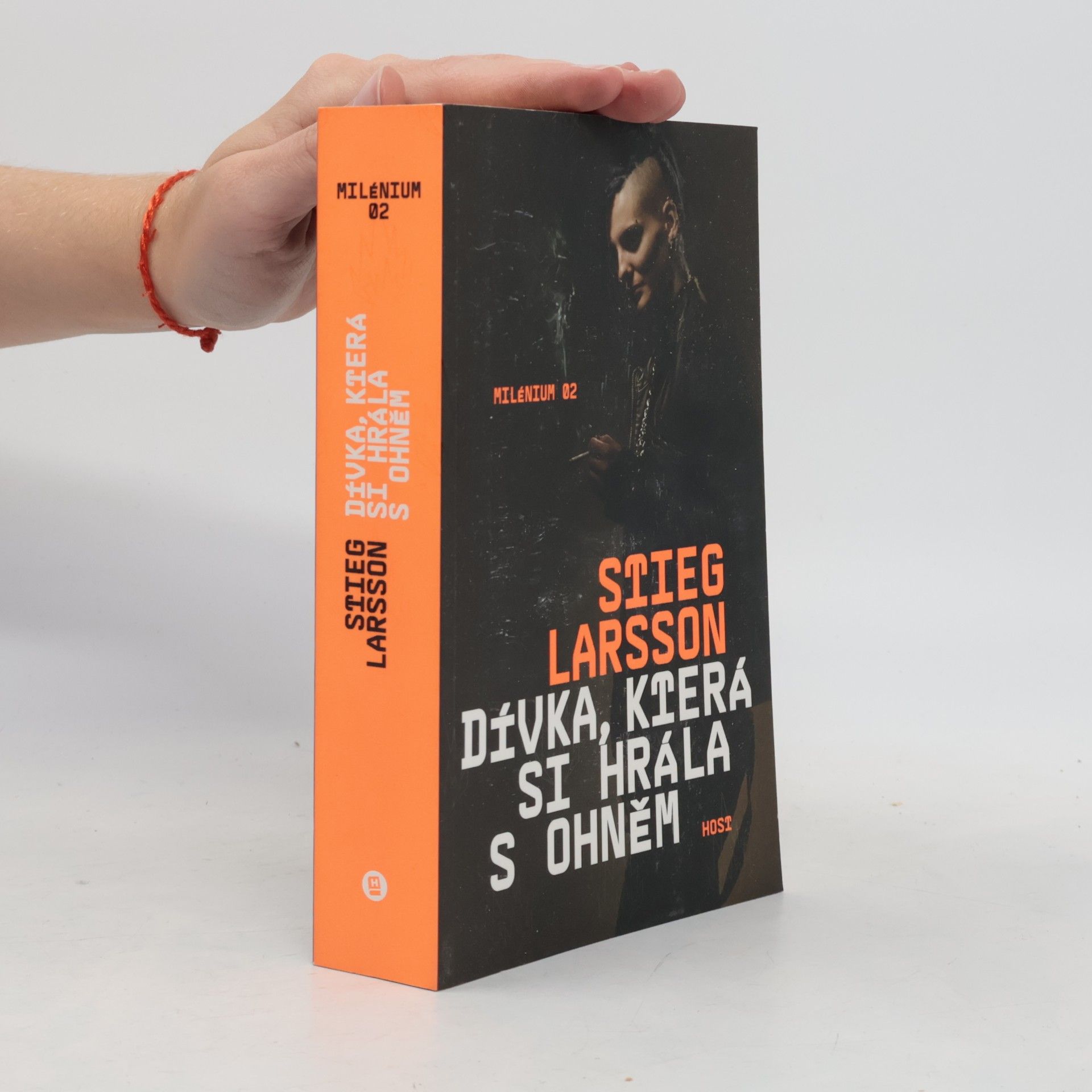 Stieg Larsson Dívka, která si hrála s ohněm