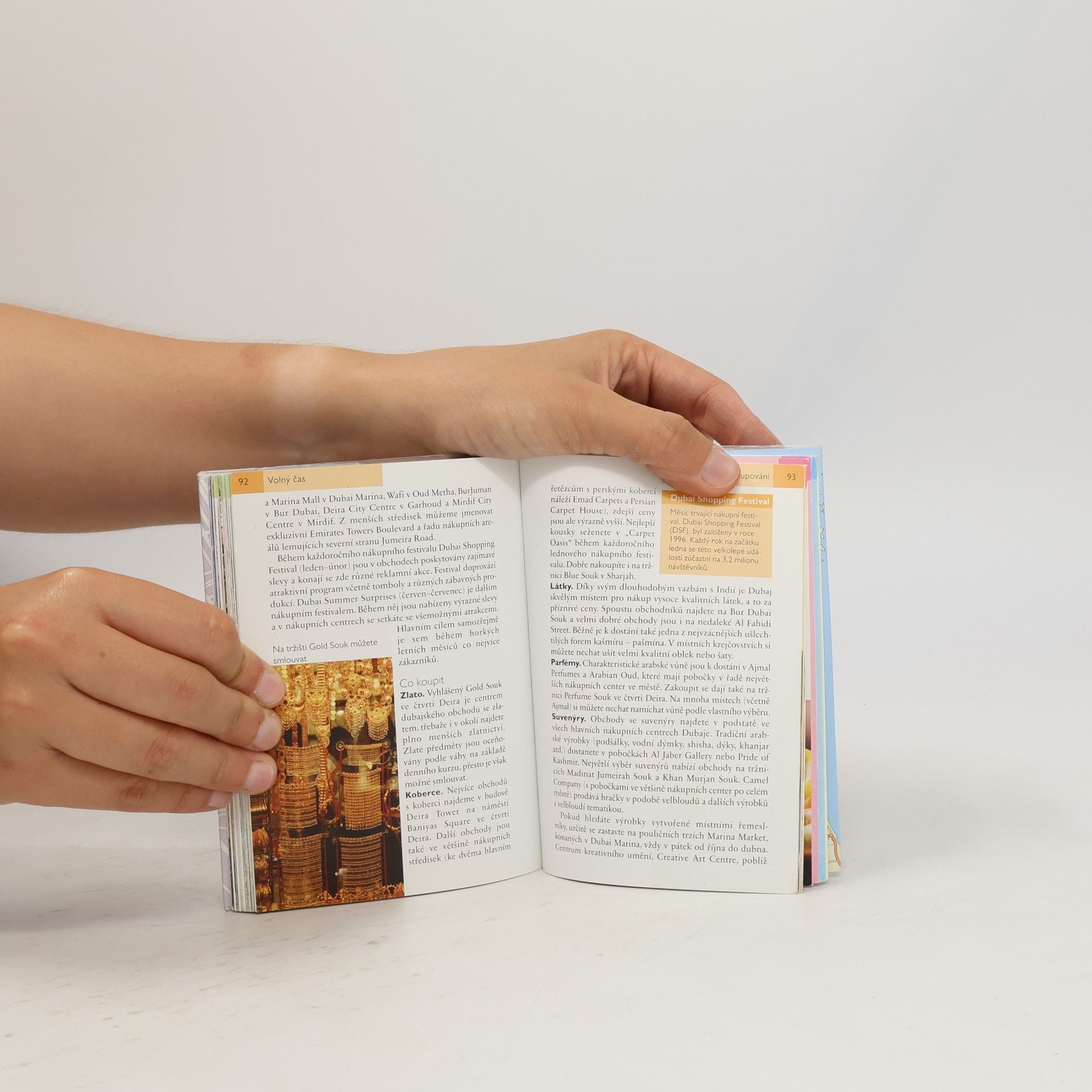 Autores varios Dubaj