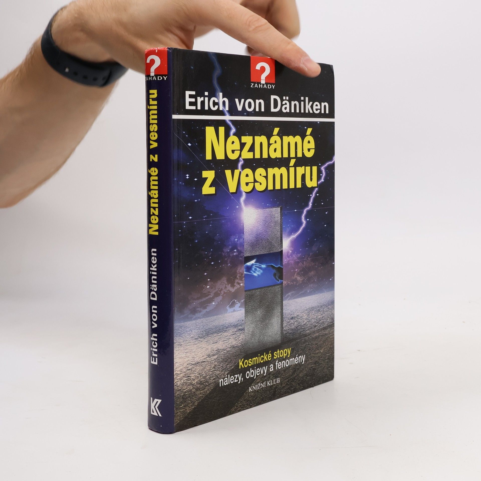 Erich von Däniken Neznámé z vesmíru