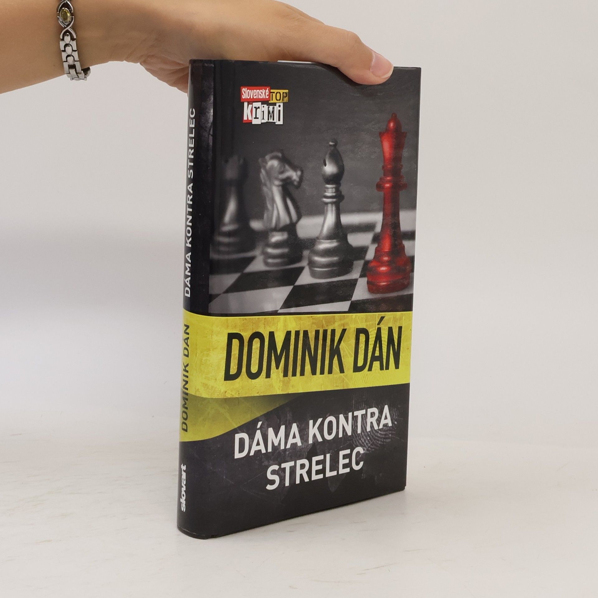 Dáma kontra strelec