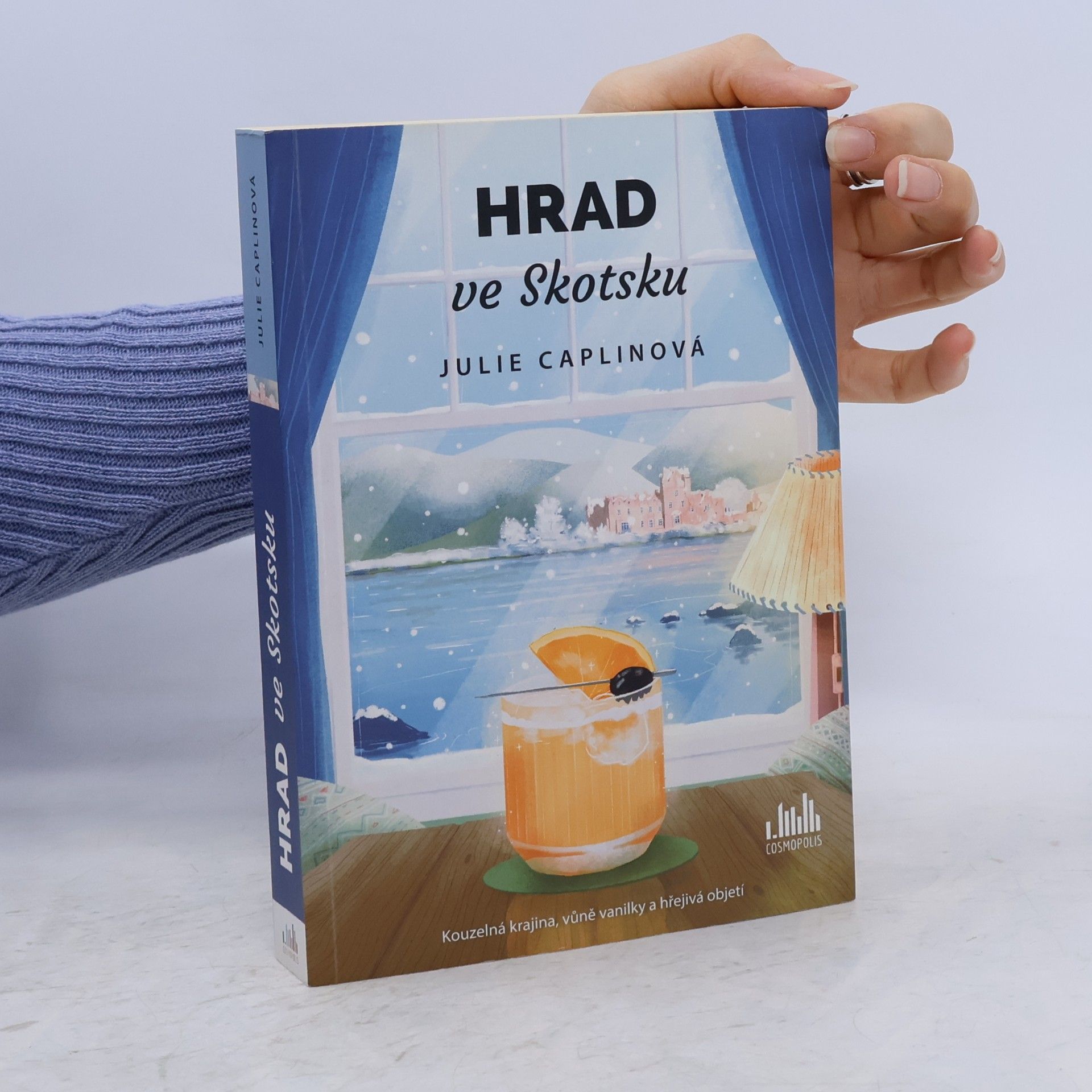 Julie Caplinová Hrad ve Skotsku