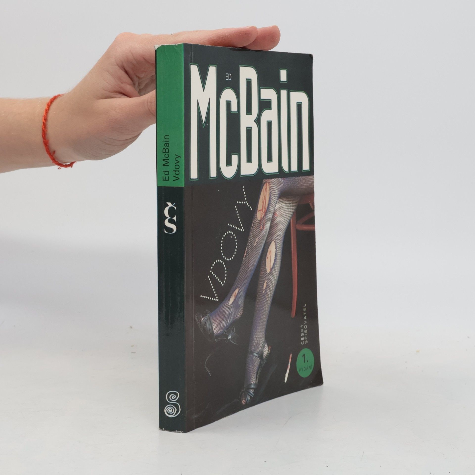 Ed McBain Vdovy : příběh z 87. policejního revíru