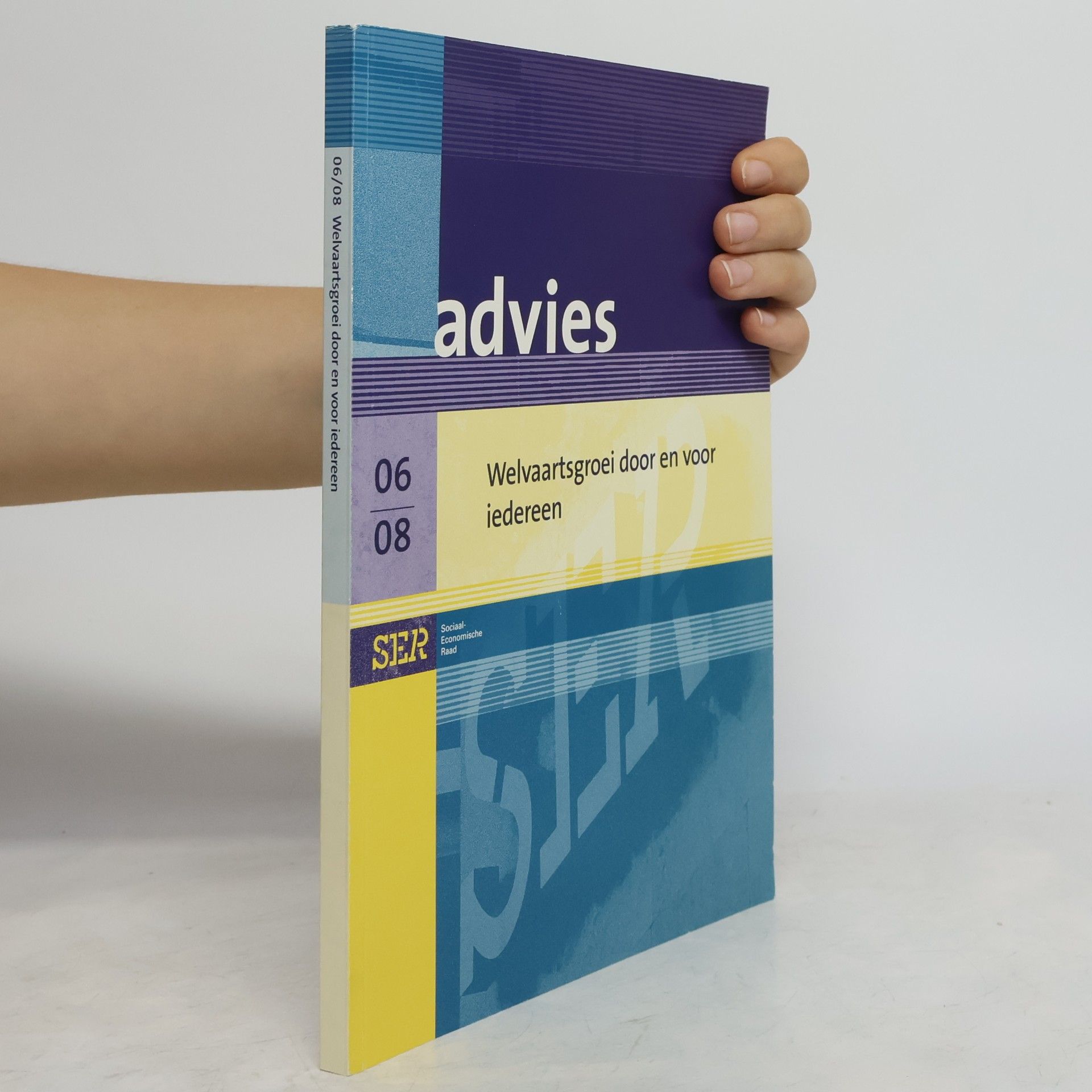 Douben, N. Welvaartsgroei door en voor iedereen Advies over het sociaal-economisch beleid op middellange termijn