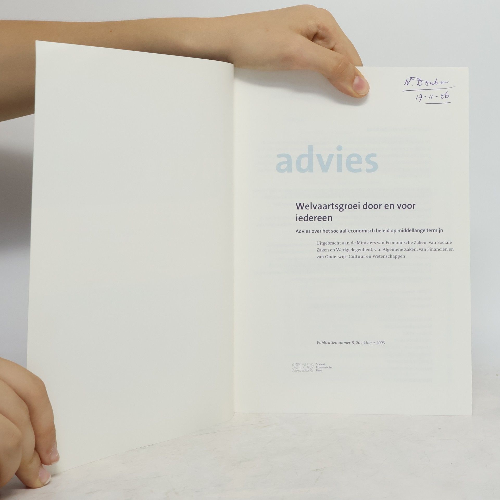 Douben, N. Welvaartsgroei door en voor iedereen Advies over het sociaal-economisch beleid op middellange termijn