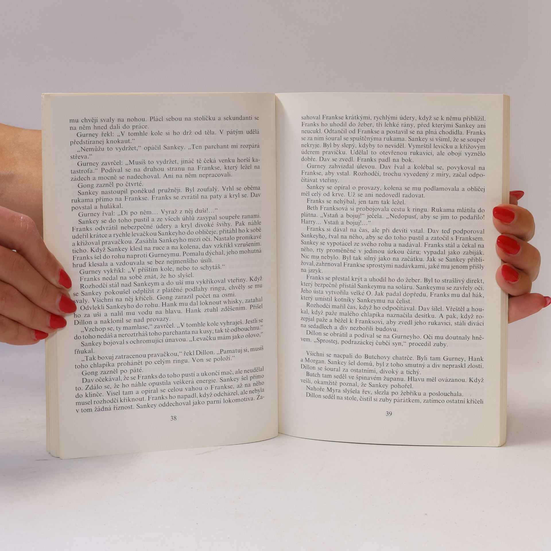James Hadley Chase Mrtví zůstanou němí