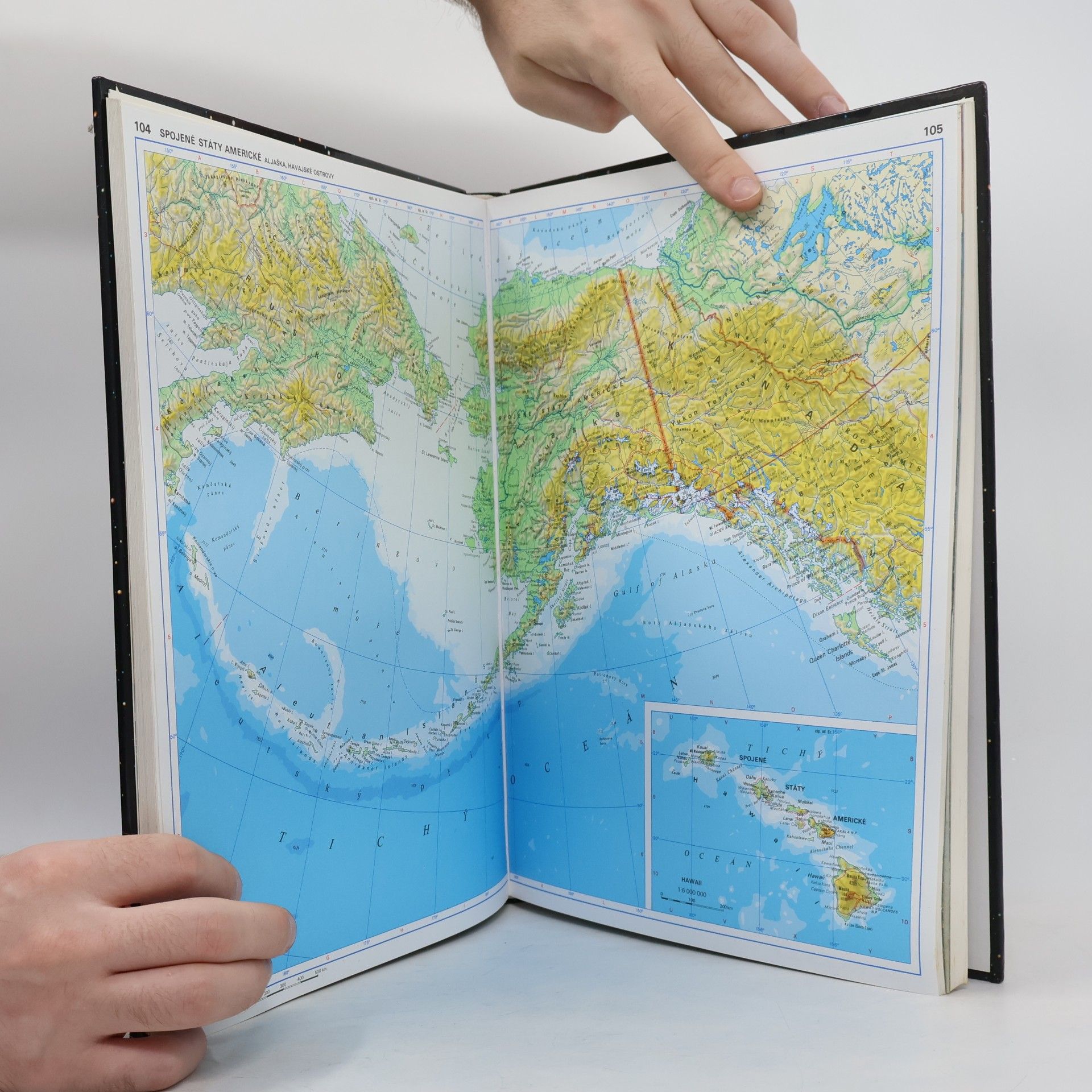 Petr Hloušek Velký atlas světa
