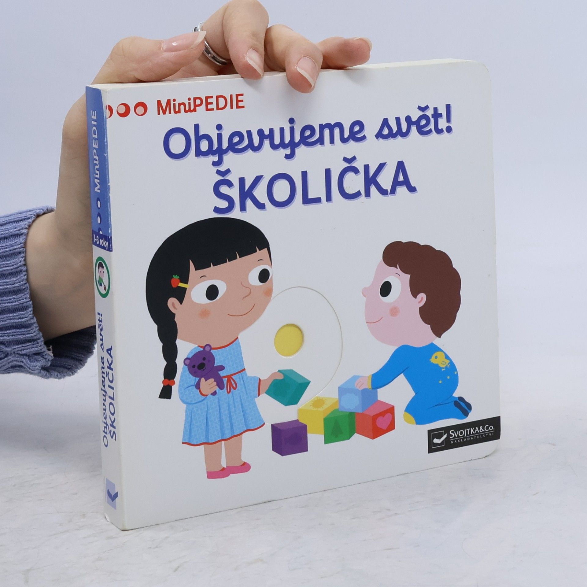 Nathalie Choux Objevujeme svět! Školička