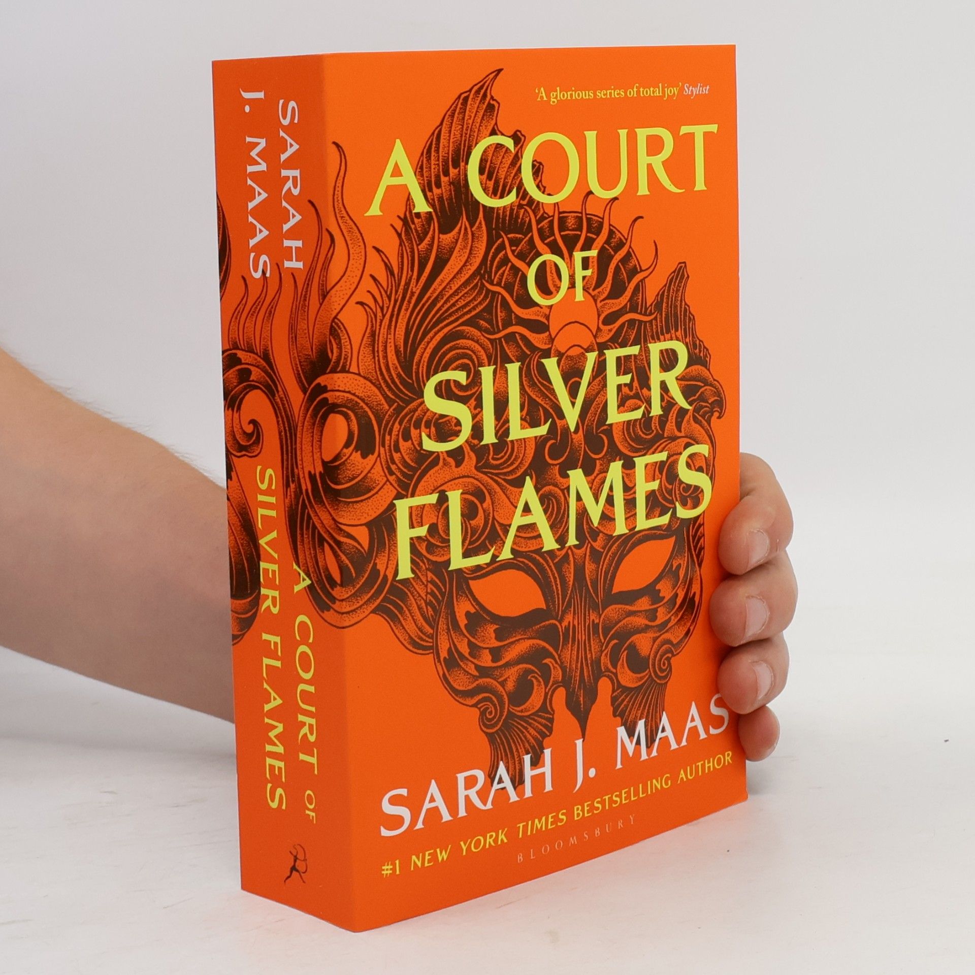 Sarah J. Maas A Court of Silver Flames