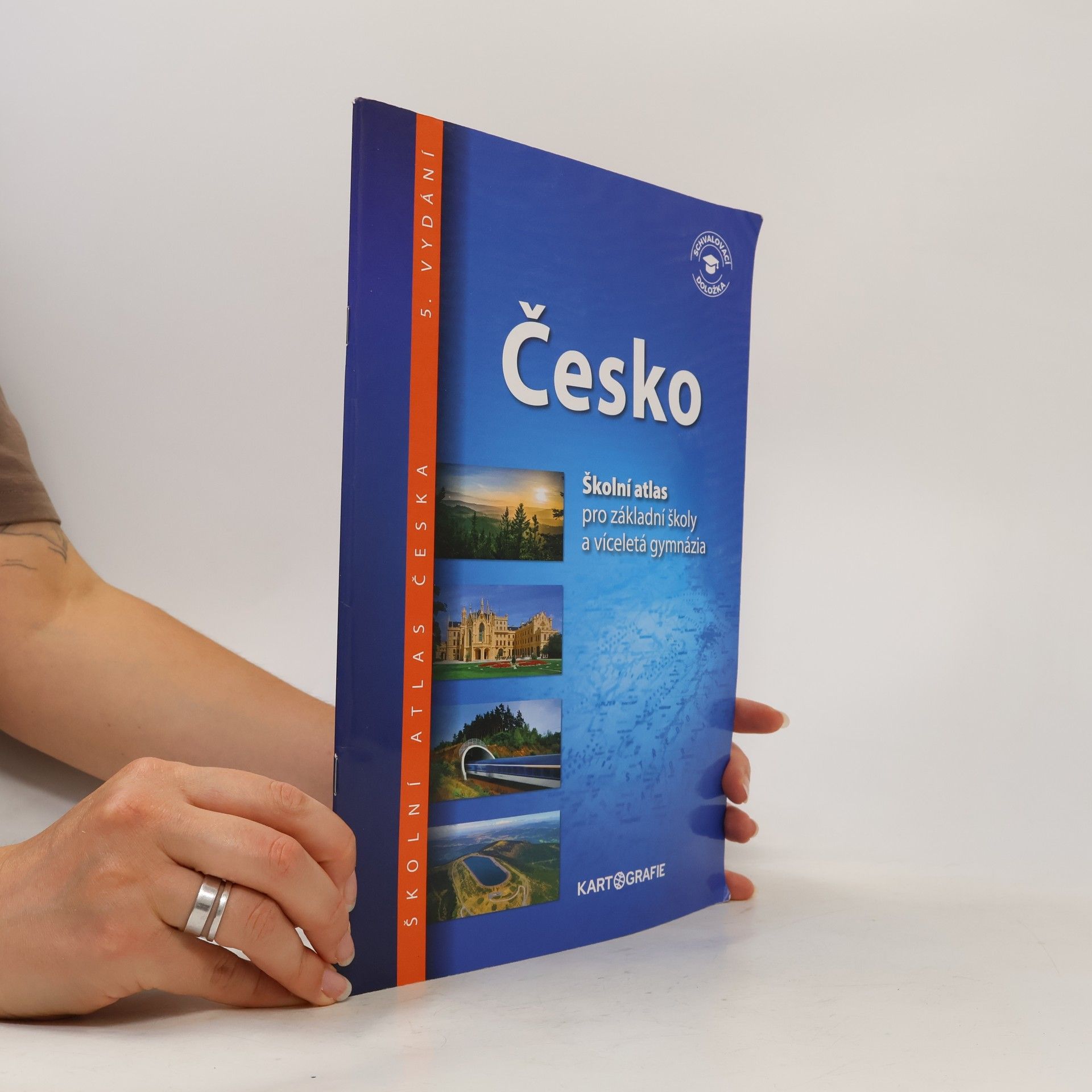 Kolektiv autorů Česko: školní atlas pro základní školy a víceletá gymnázia