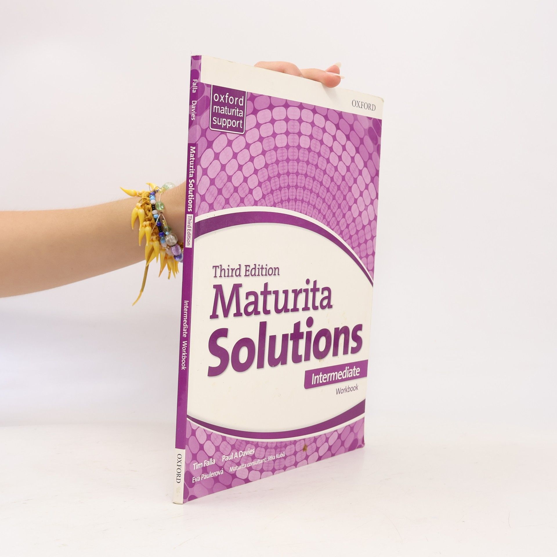 AA.VV. Maturita Solutions: Intermediate - Workbook