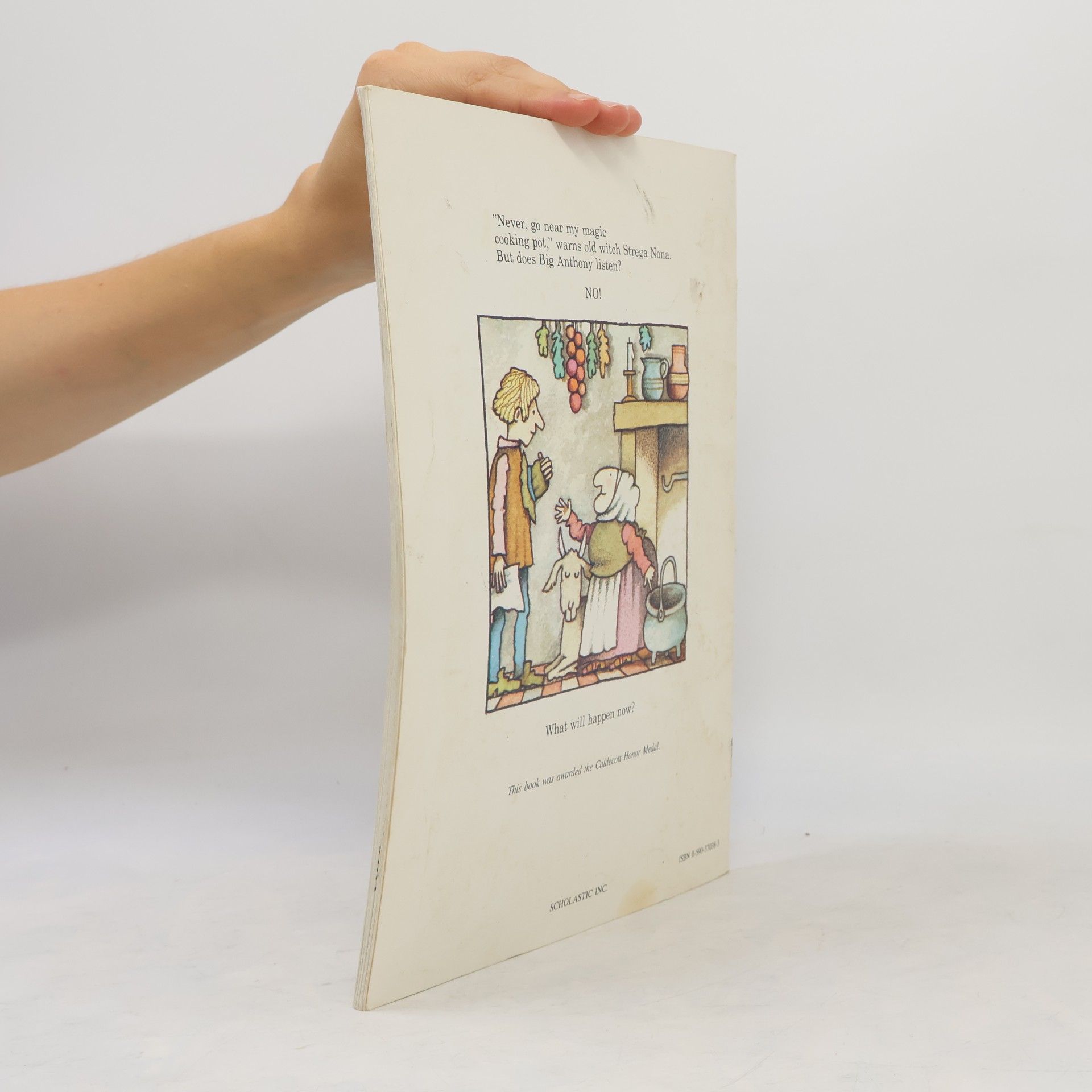 Tomie de Paola Strega Nona
