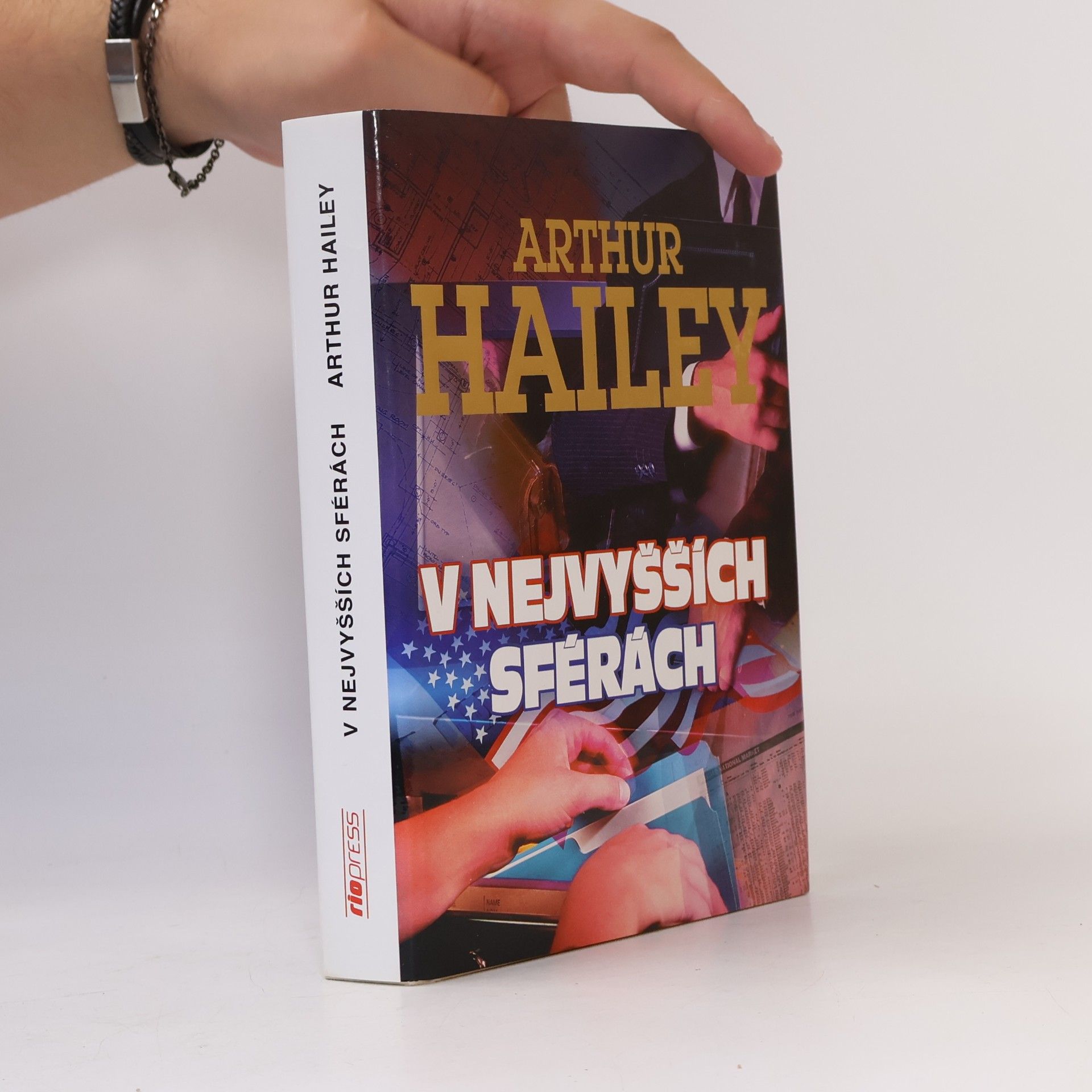 Arthur Hailey V nejvyšších sférách