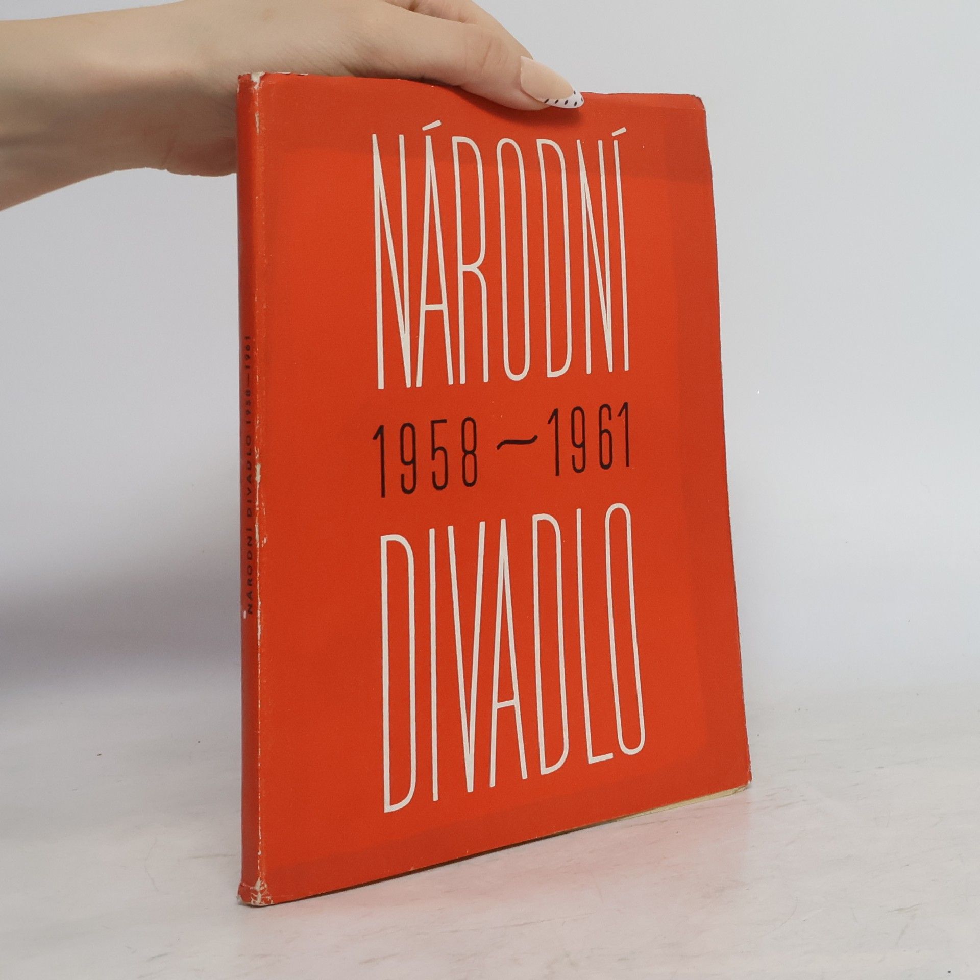 Kolektiv autorů Národní divadlo 1958-1961