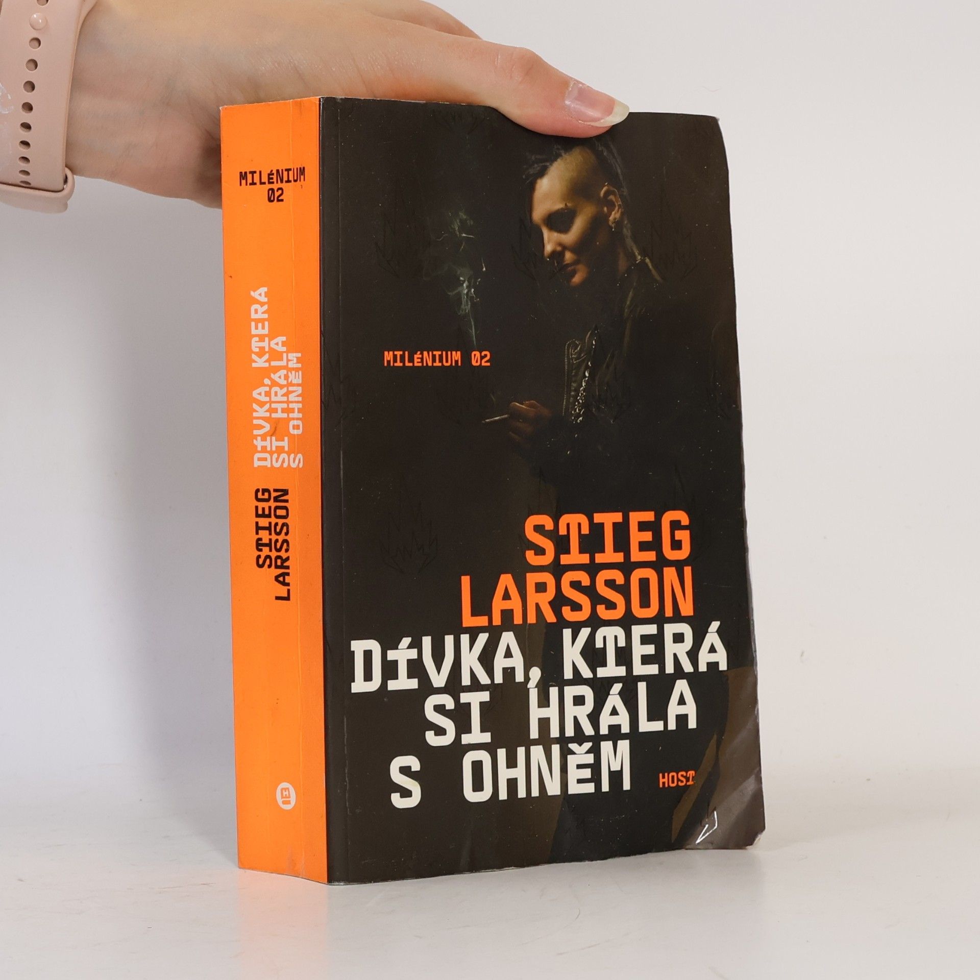 Stieg Larsson Dívka, která si hrála s ohněm
