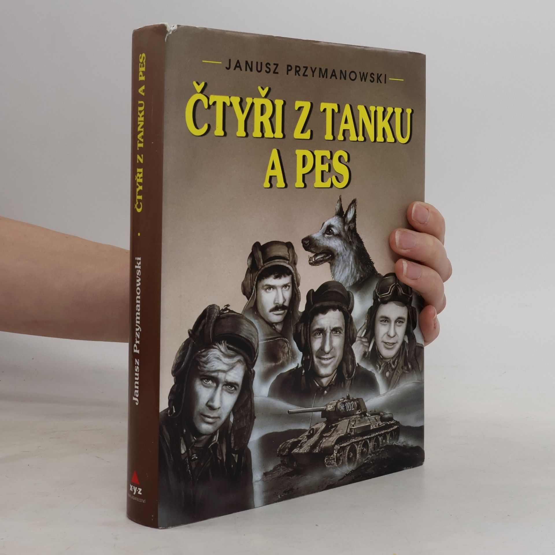 Janusz Przymanowski Čtyři z tanku a pes