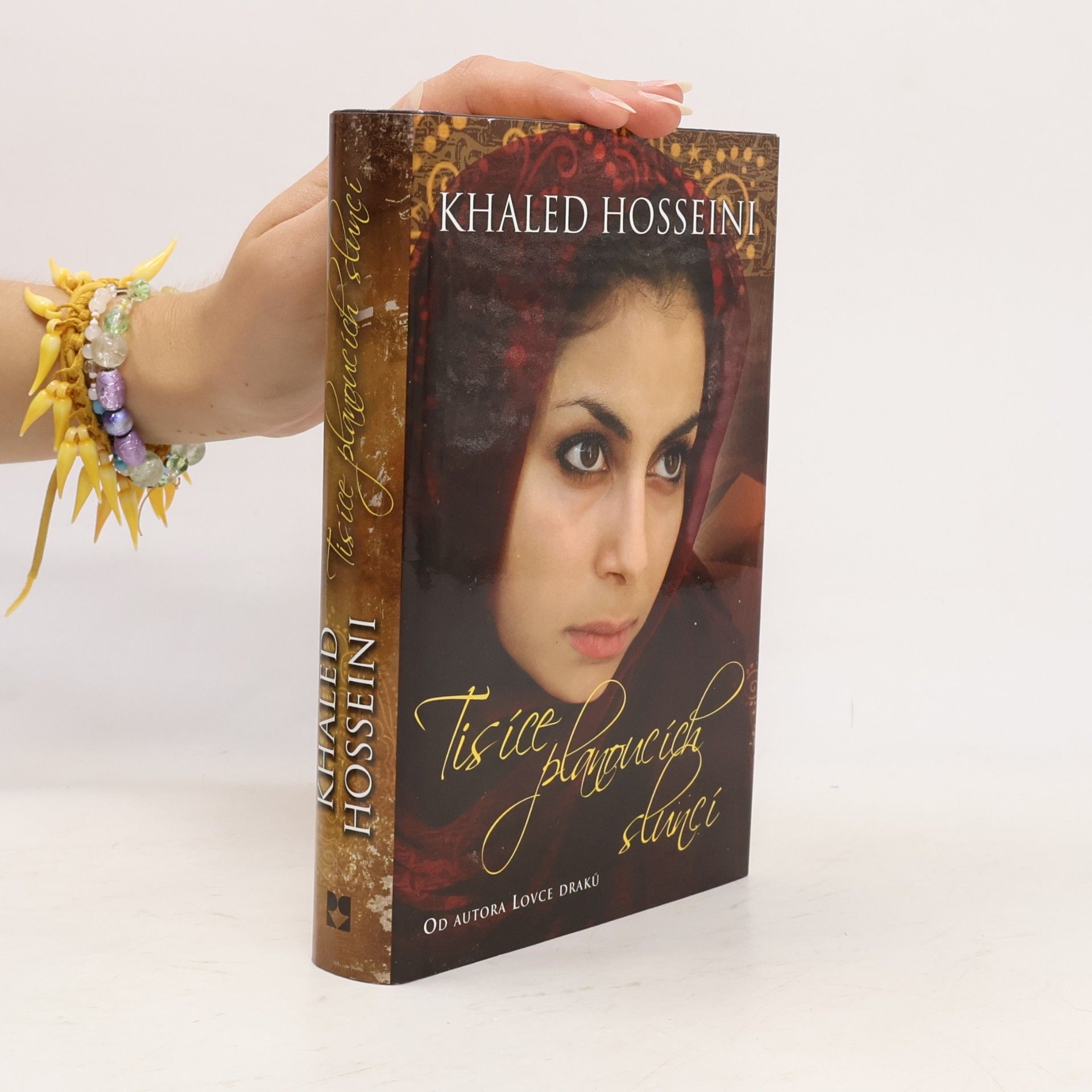 Khaled Hosseini Tisíce planoucích sluncí
