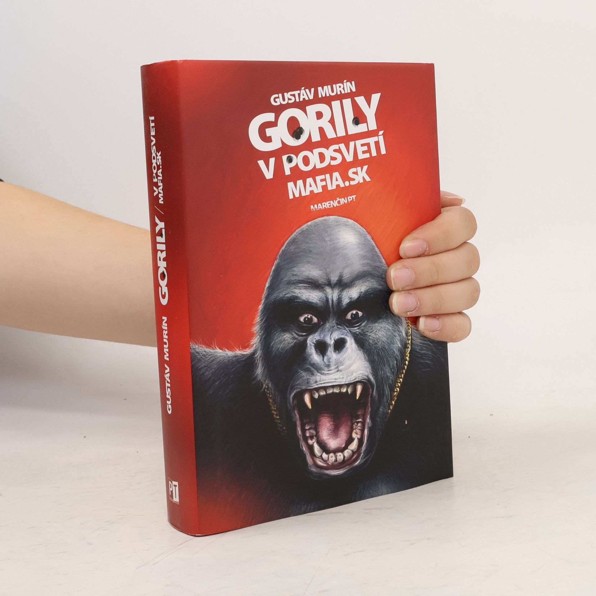 Gustáv Murín Gorily v podsvetí