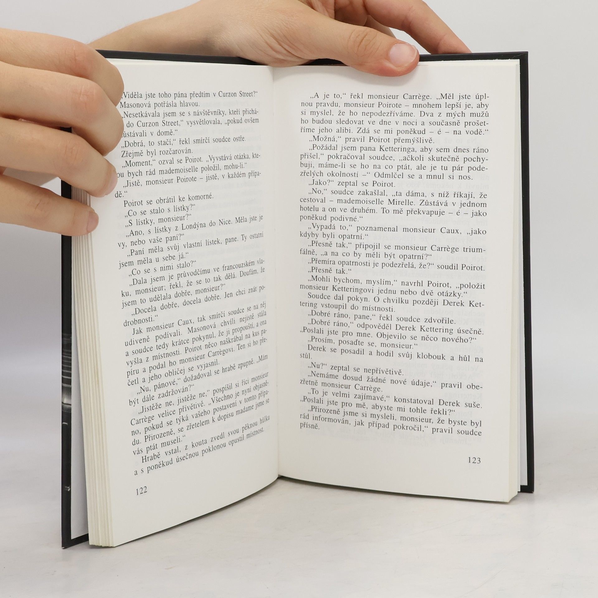 Agatha Christie Záhada Modrého vlaku