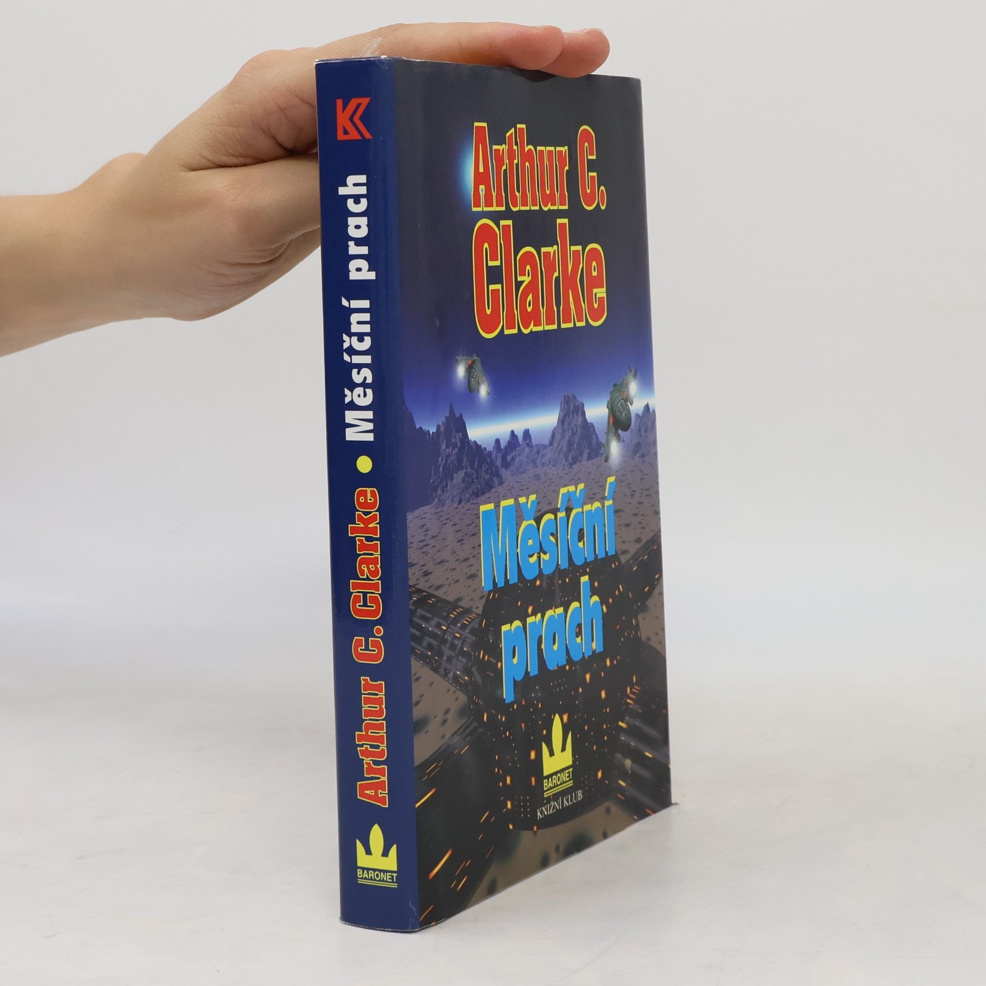 Arthur C. Clarke Měsíční prach