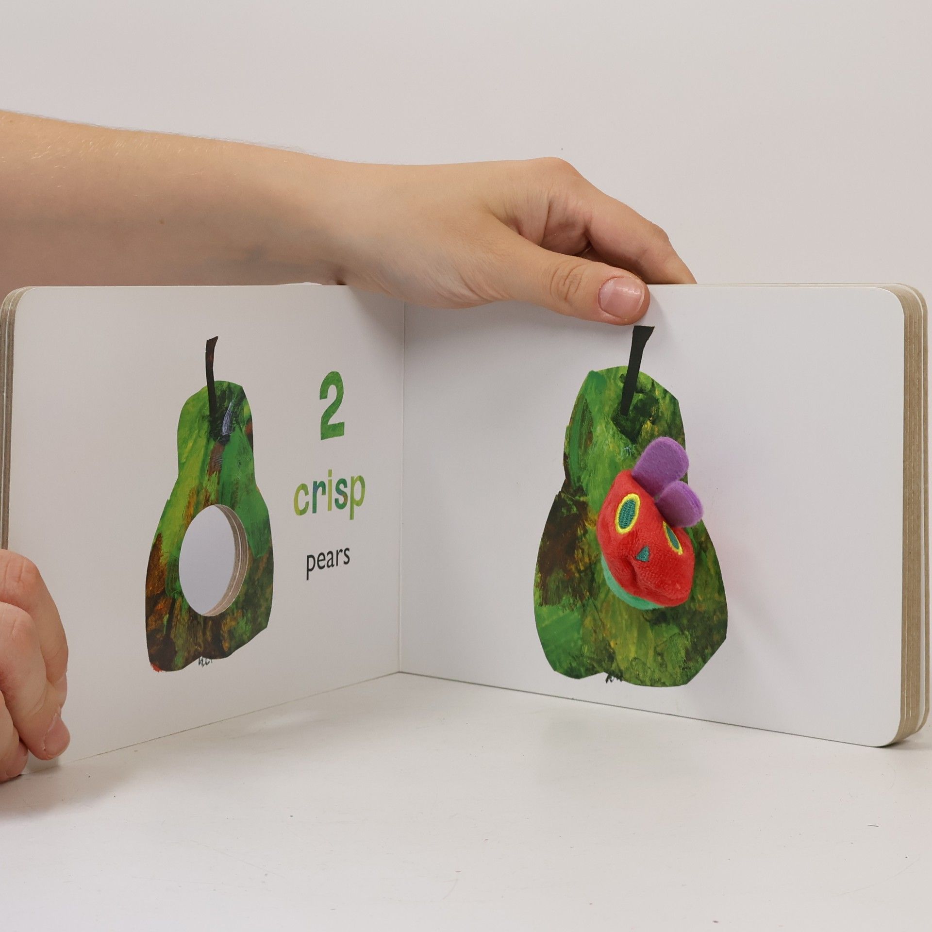 Eric Carle The Very Hungry Caterpillar Finger Puppet Book