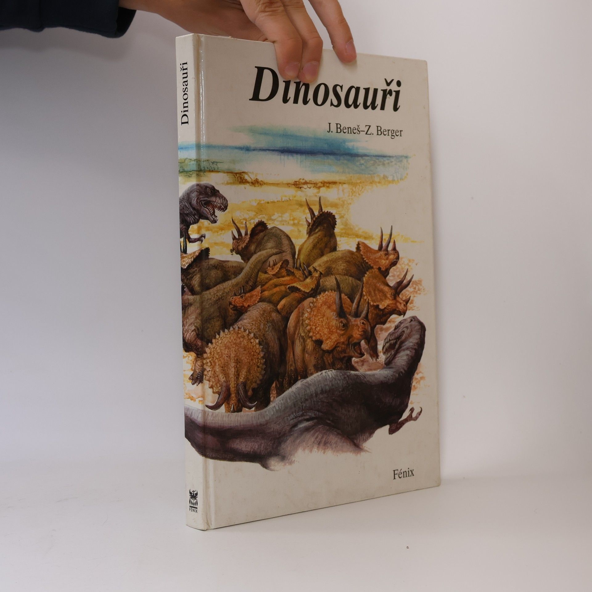 Josef Beneš (paleontolog) Dinosauři