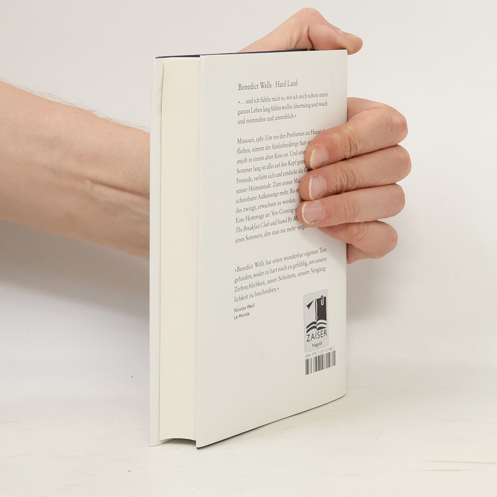 Benedict Wells Hard land