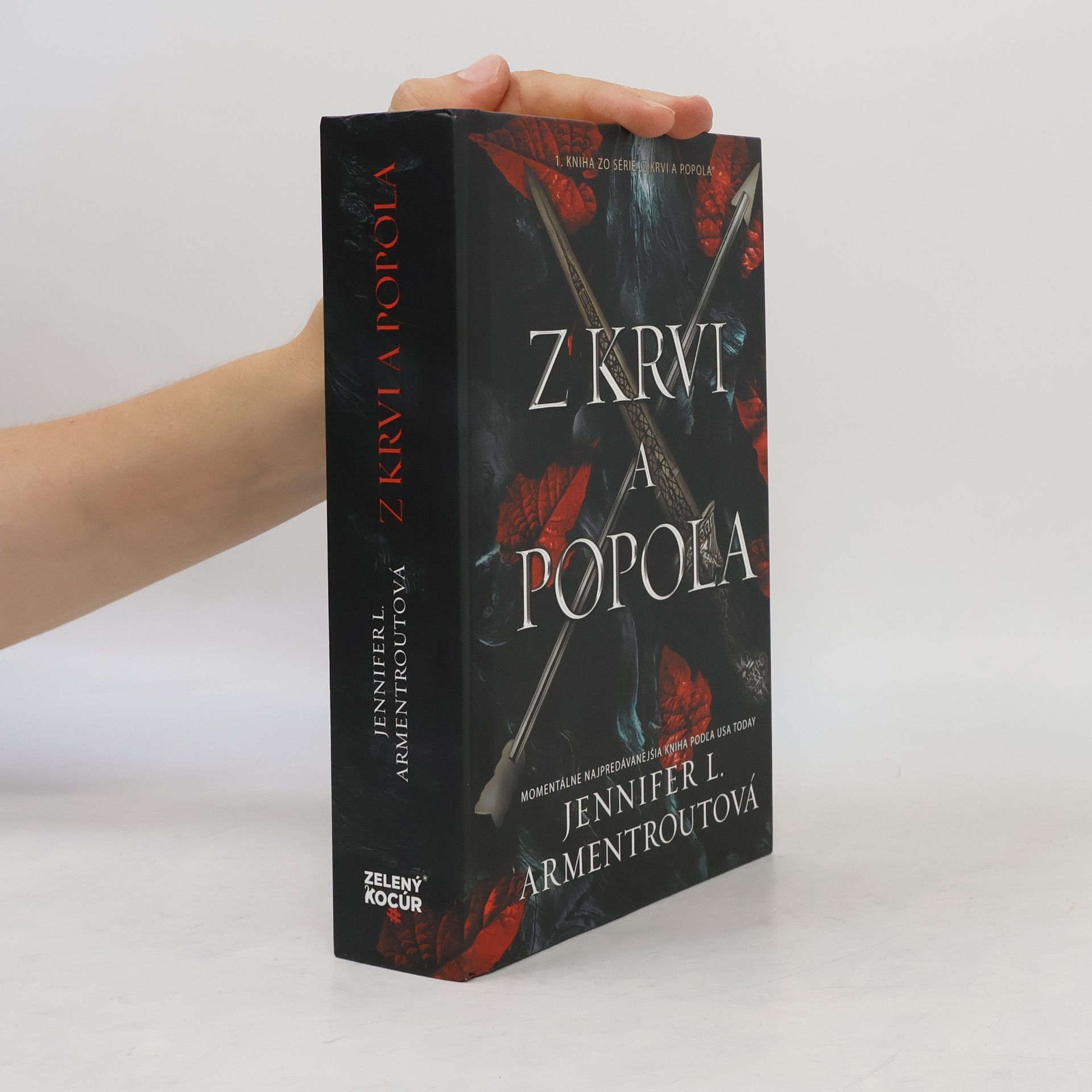 Jennifer L. Armentrout Z krvi popola