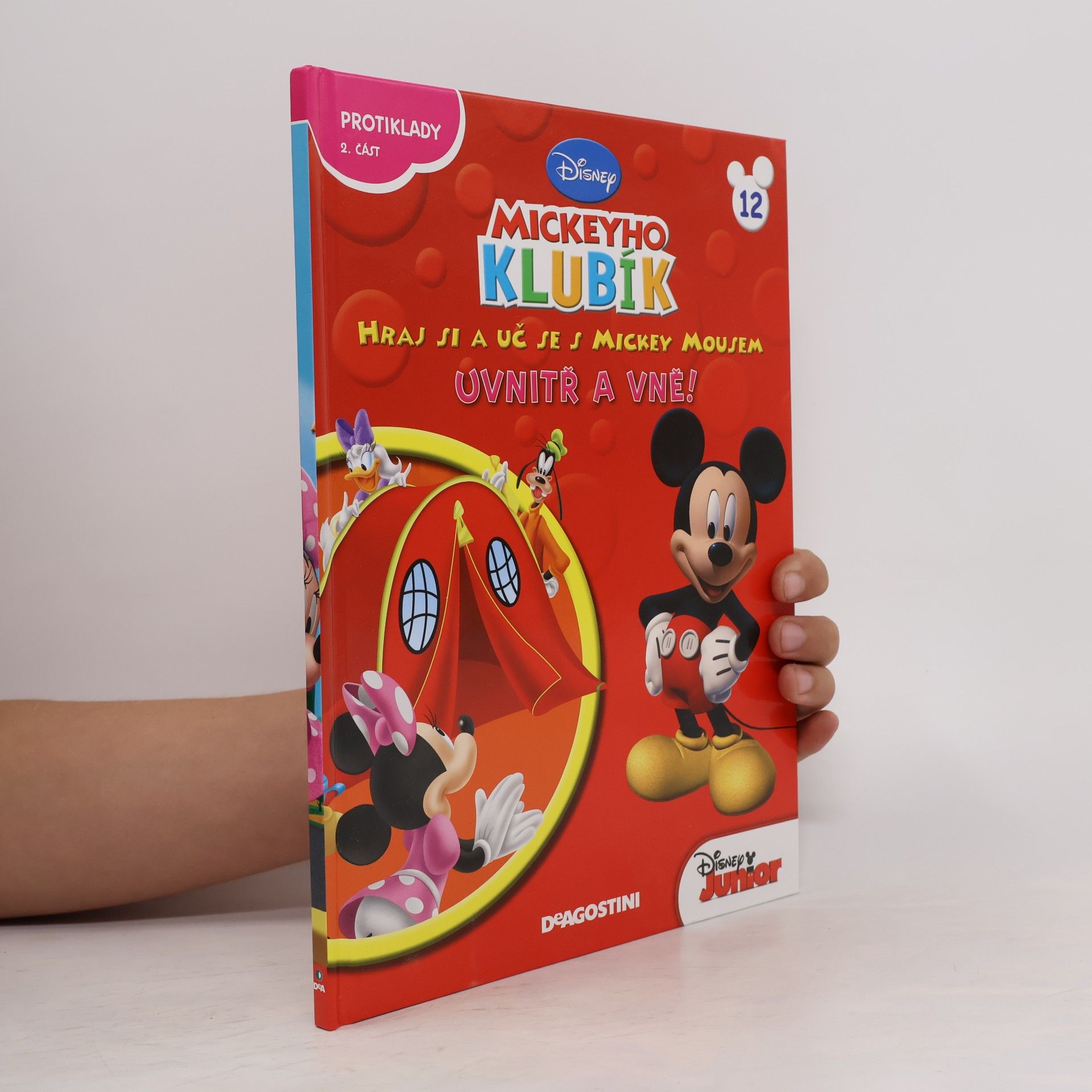Various authors Mickeyho klubík. Hraj si a uč se s Mickey Mousem 12. Uvnitř a vně!