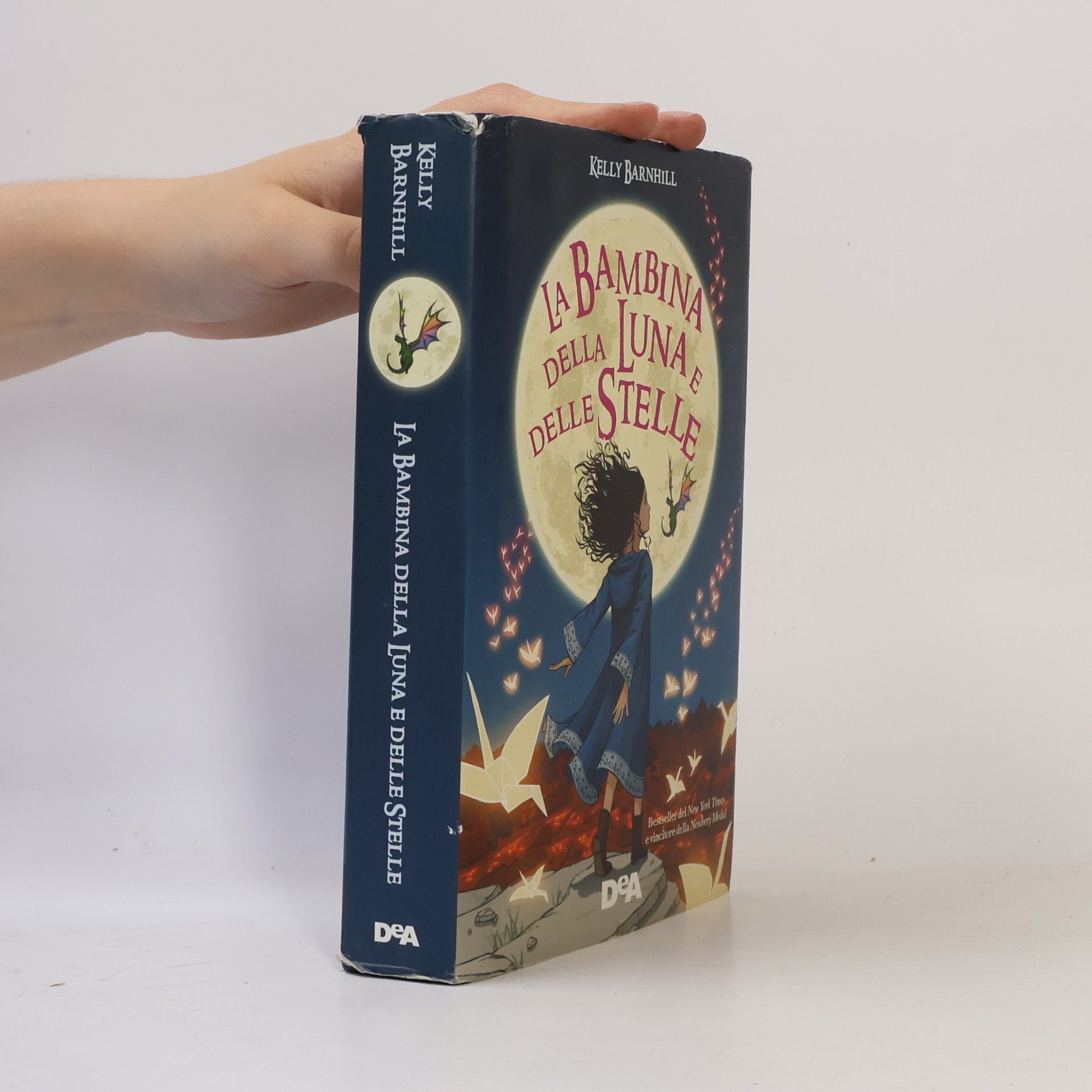 Kelly Barnhill La bambina della luna e delle stelle
