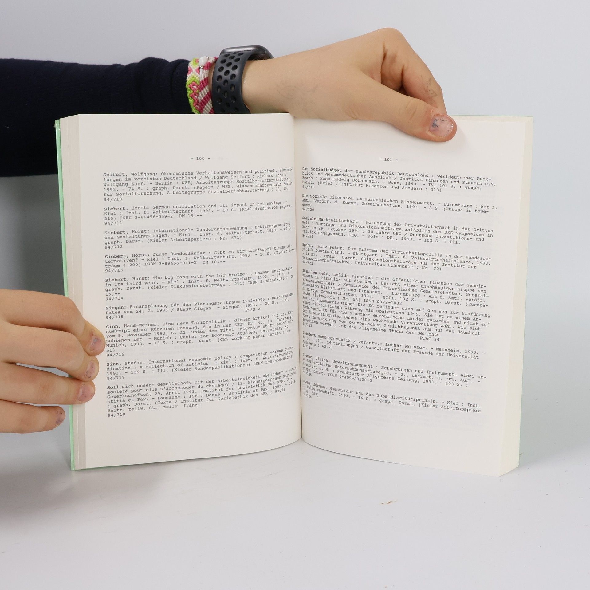 Gerhard Vollrath Dokumentation – Thema: Graue Literatur zur Verwaltungswissenschaft 1993