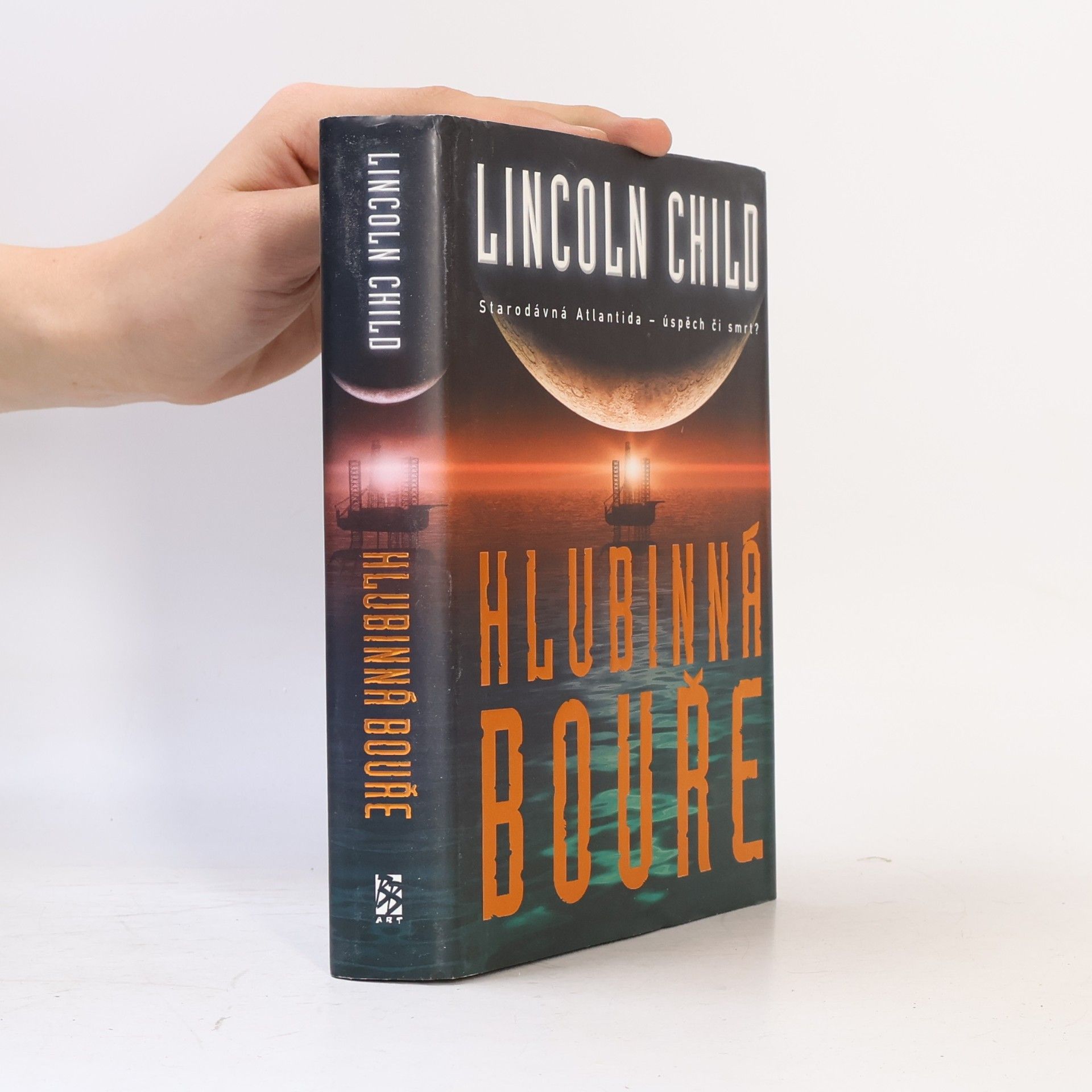 Lincoln Child Hlubinná bouře