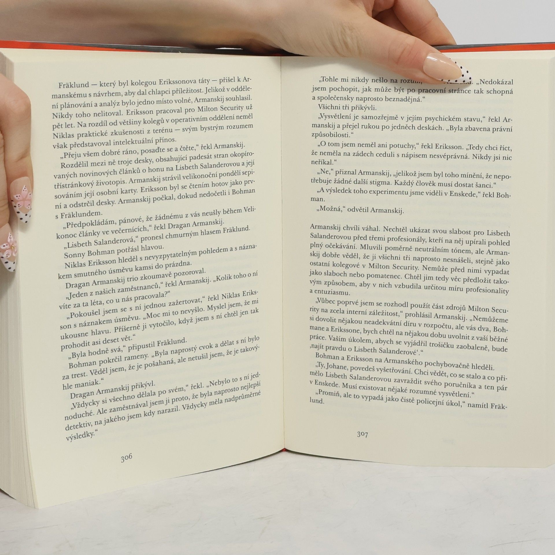 Stieg Larsson Milénium 1-3: Dívka, která kopla do vosího hnízda