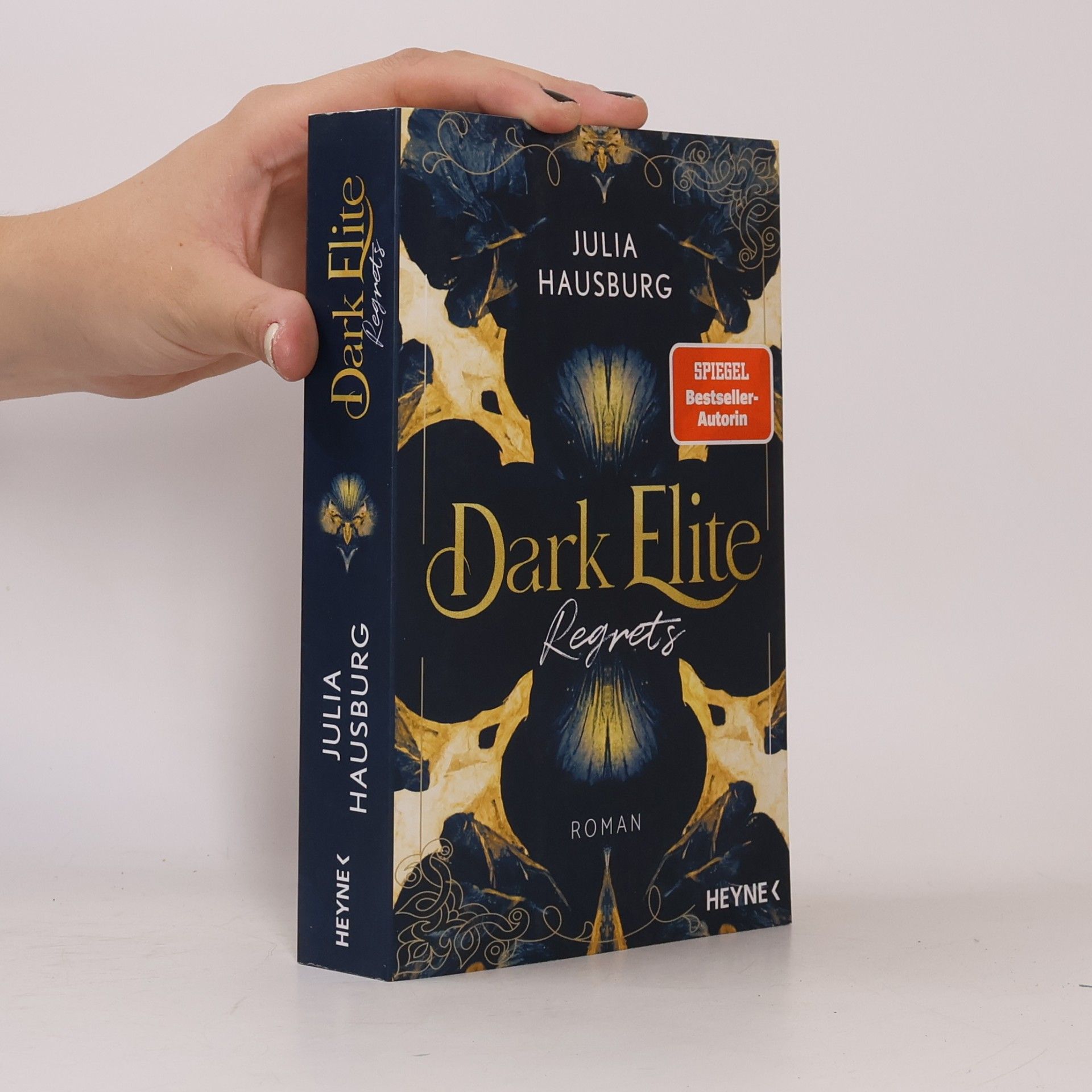 Julia Hausburg Dark Elite. Regrets